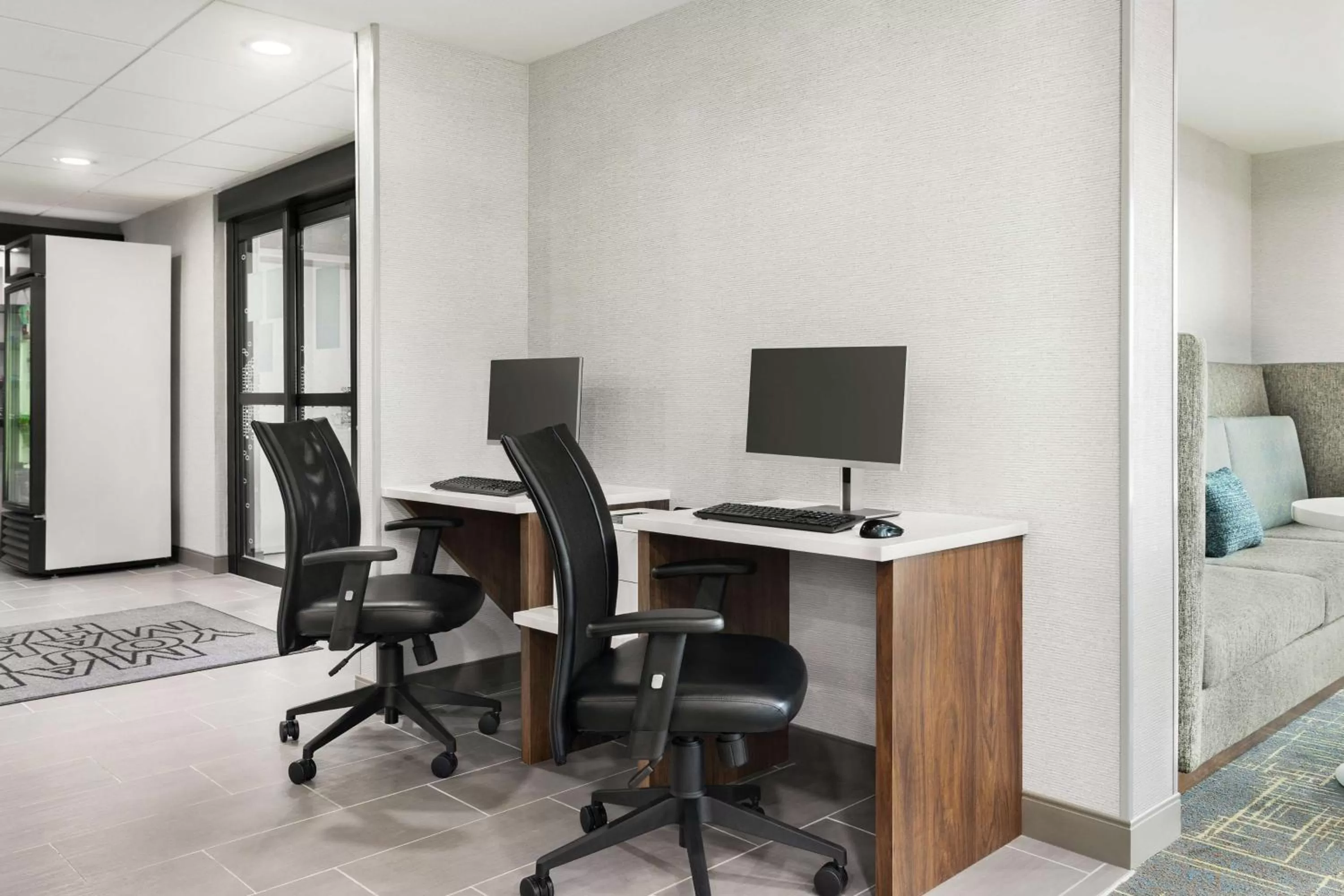 Lobby or reception in Hampton Inn Milwaukee Brookfield