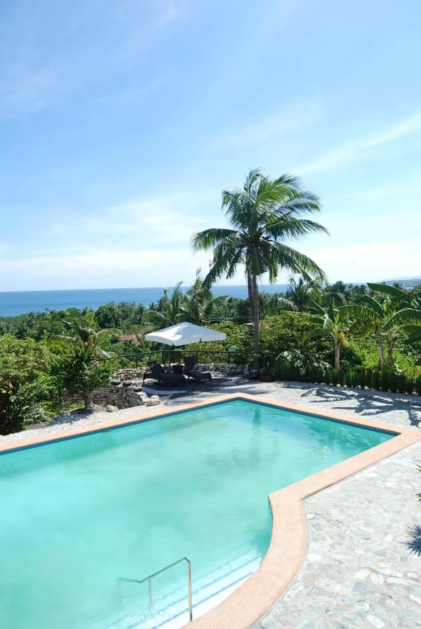 Swimming pool in Panorama de Argao Boutique Resort