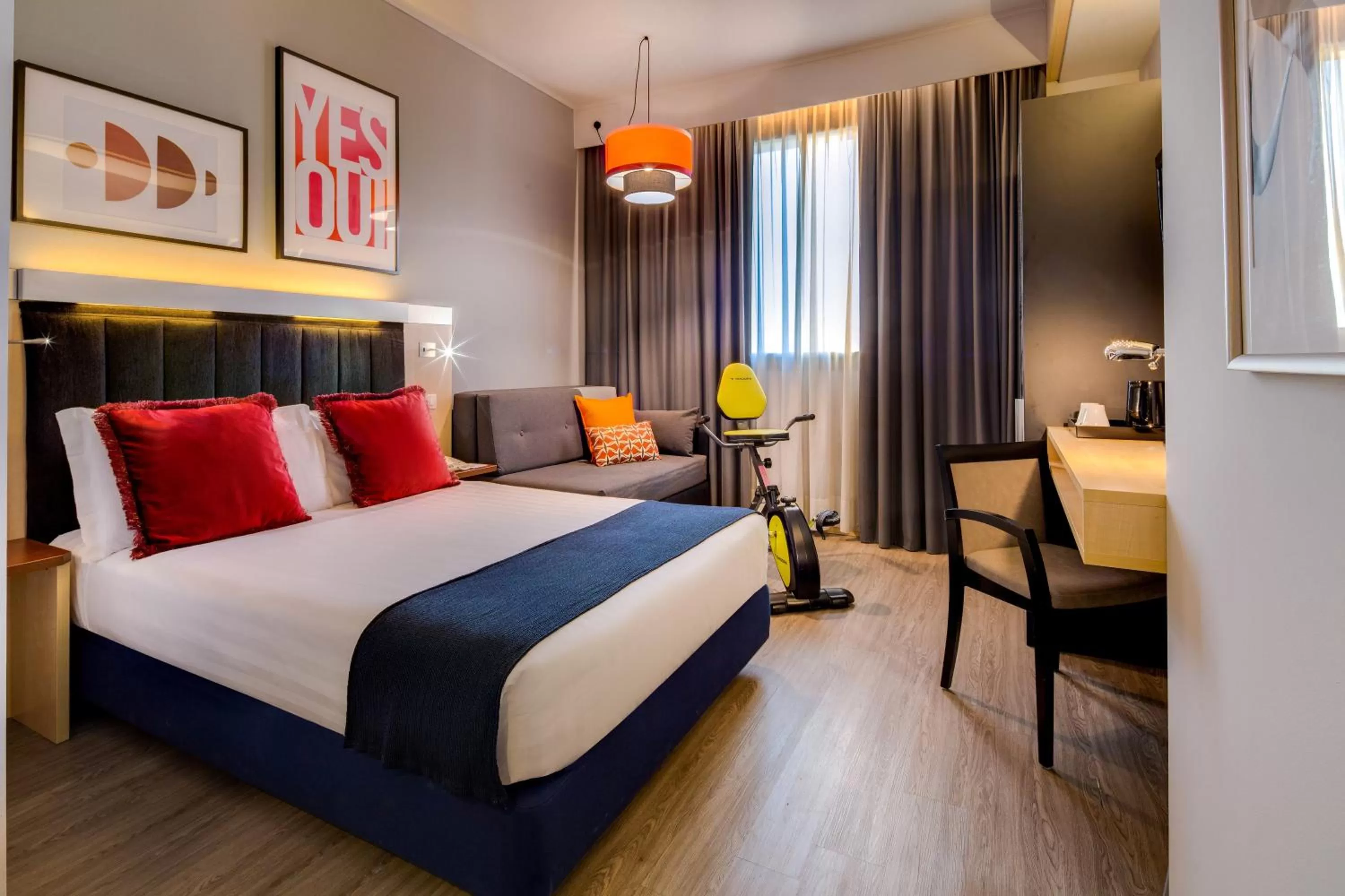 Bed in Holiday Inn Bologna - Fiera by IHG