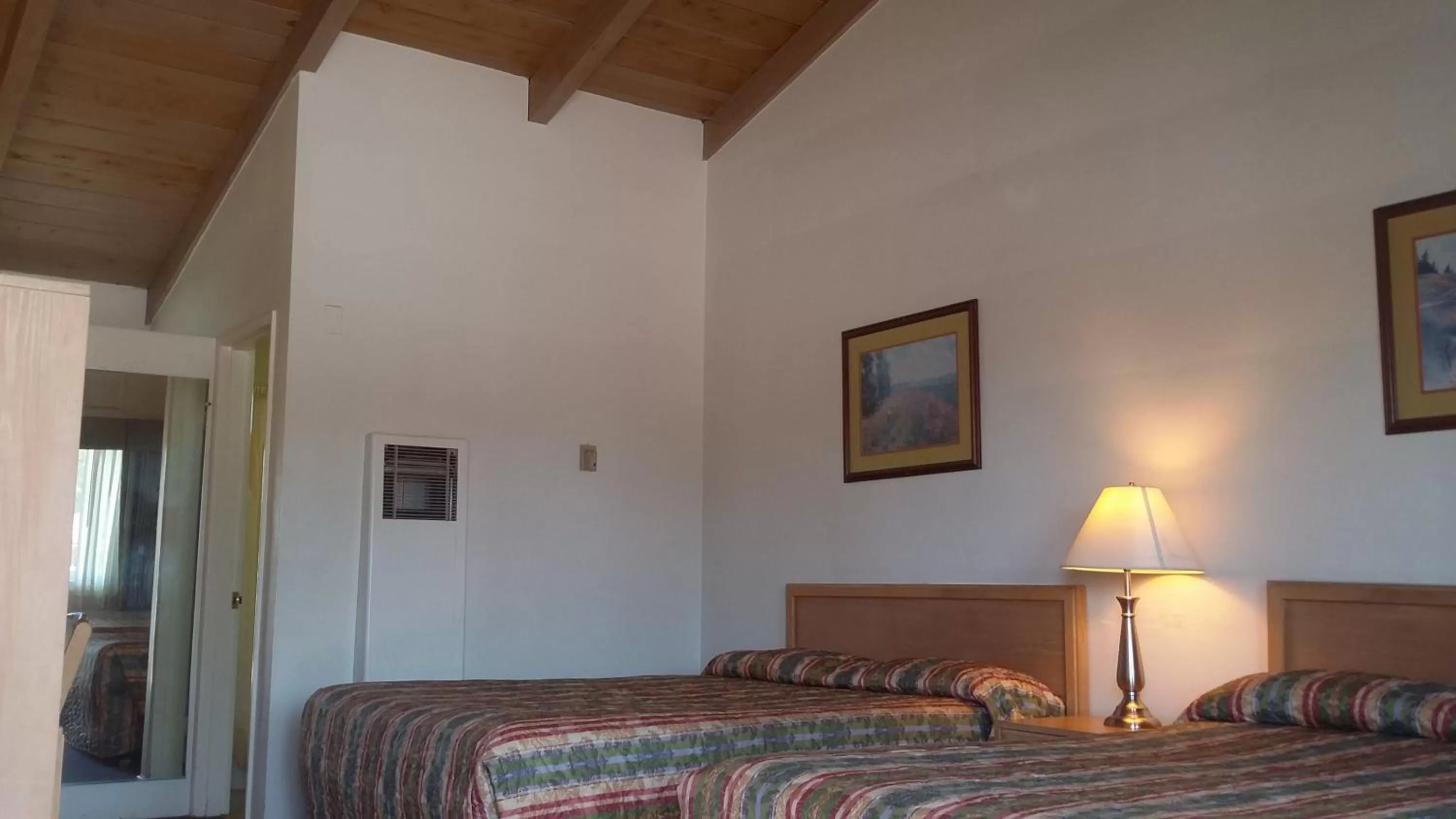 Bedroom, Bed in Villa Motel