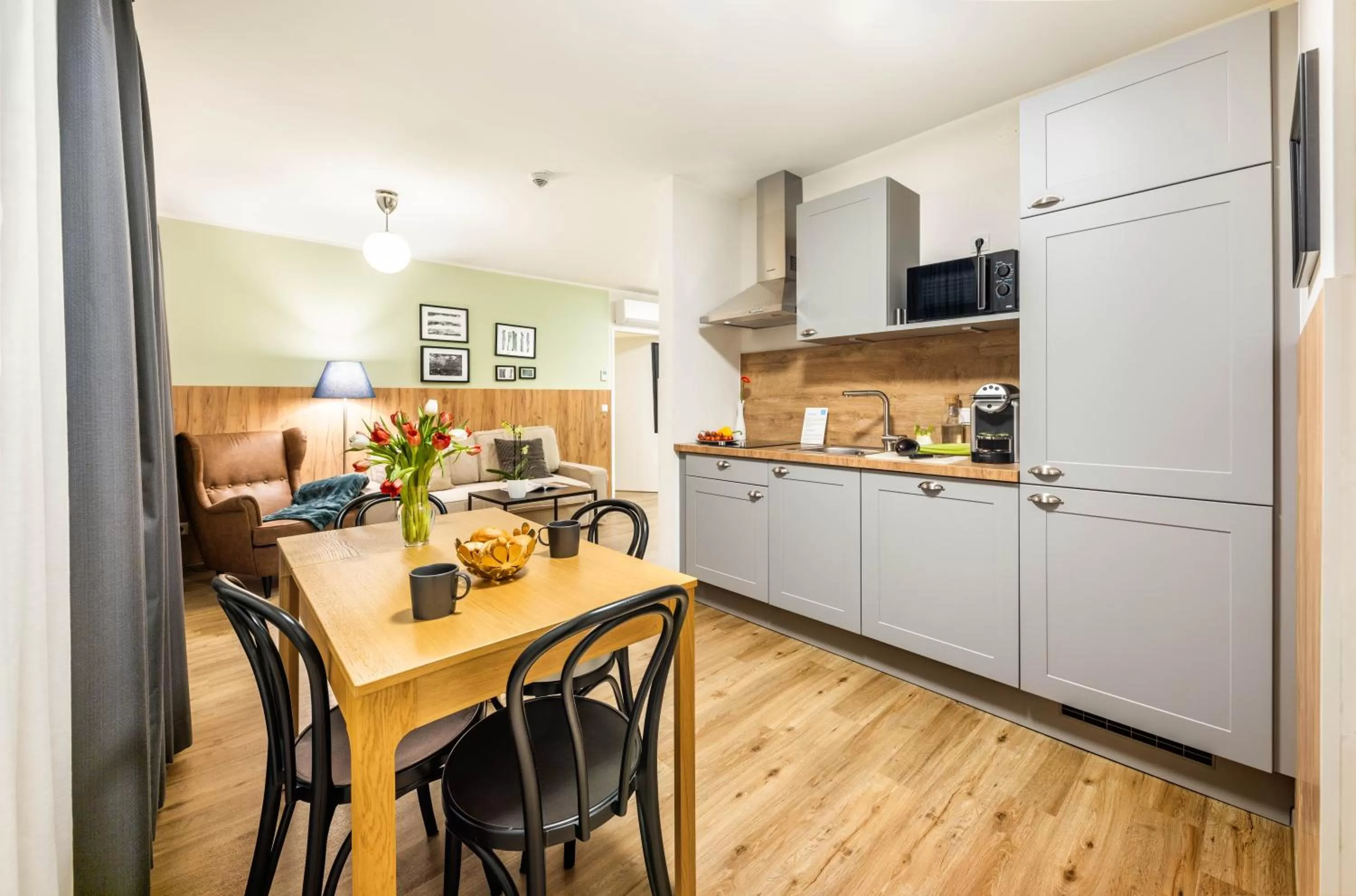 Coffee/tea facilities in Jimmy's Apartments Lory