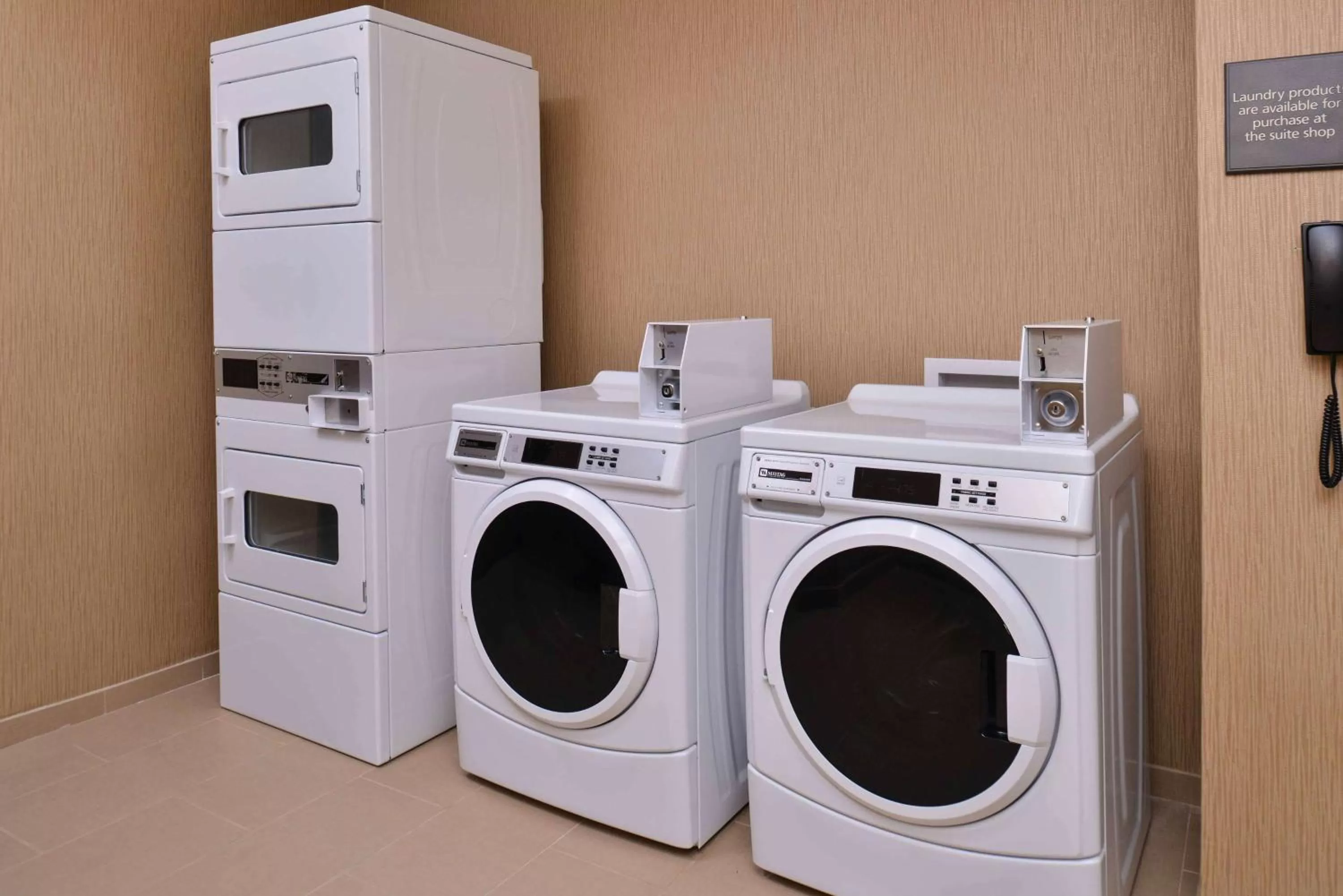 Property building in Hampton Inn & Suites Dallas Market Center