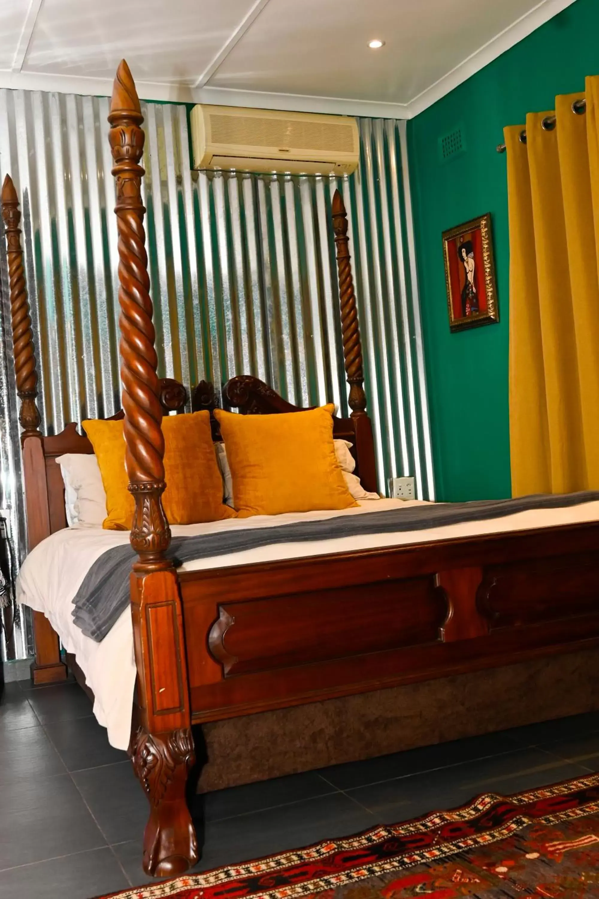 Double Room in Terebinte Self Catering B&B Double Room in Terebinte Self Catering B&B