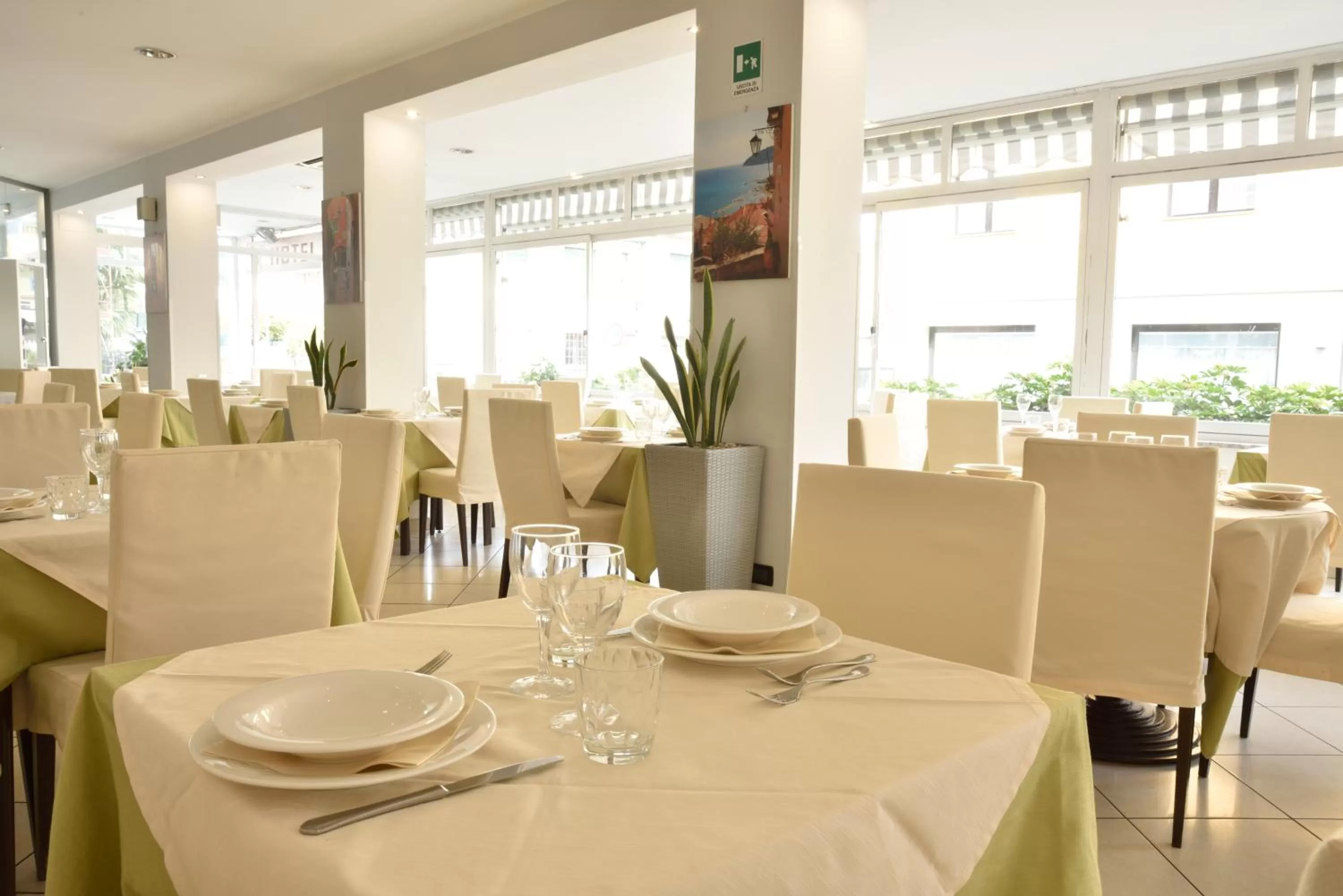 Restaurant/places to eat in Hotel Ristorante La Marina Mhotelsgroup