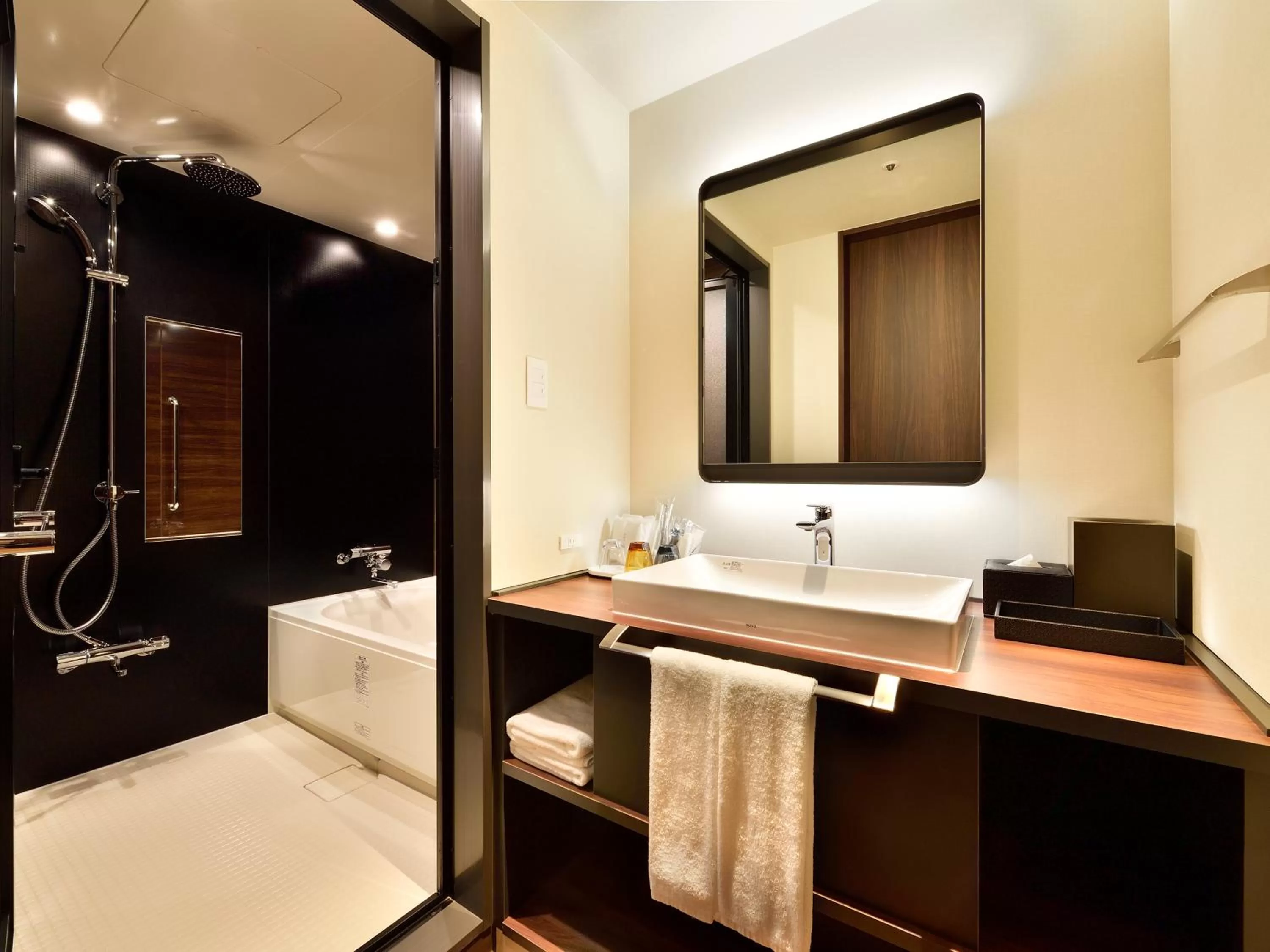 Bathroom, Bed in Hotel Elcient Osaka Umeda