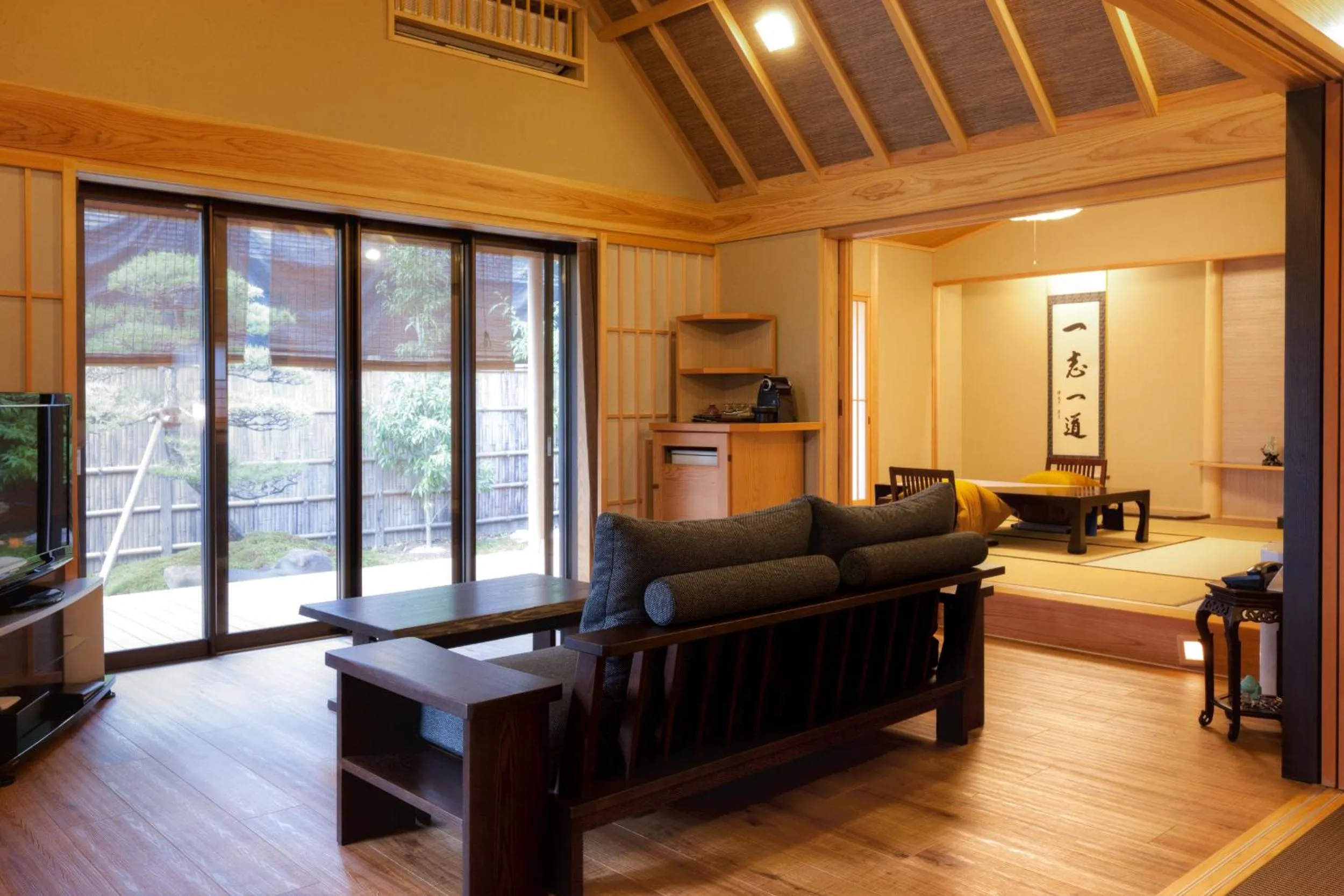 TV and multimedia in Ryokan Shinsen