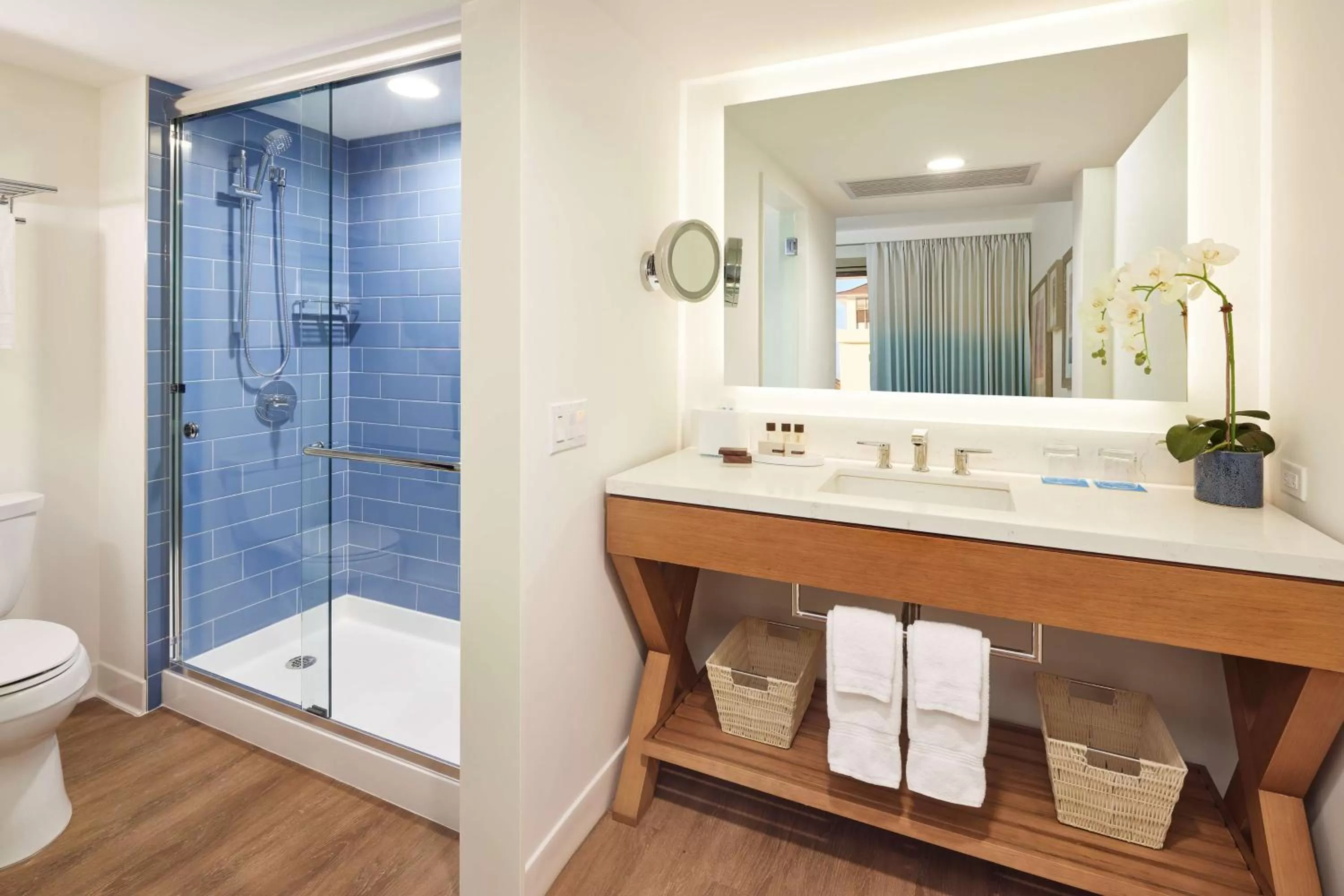 Bathroom in OUTRIGGER Reef Waikiki Beach Resort