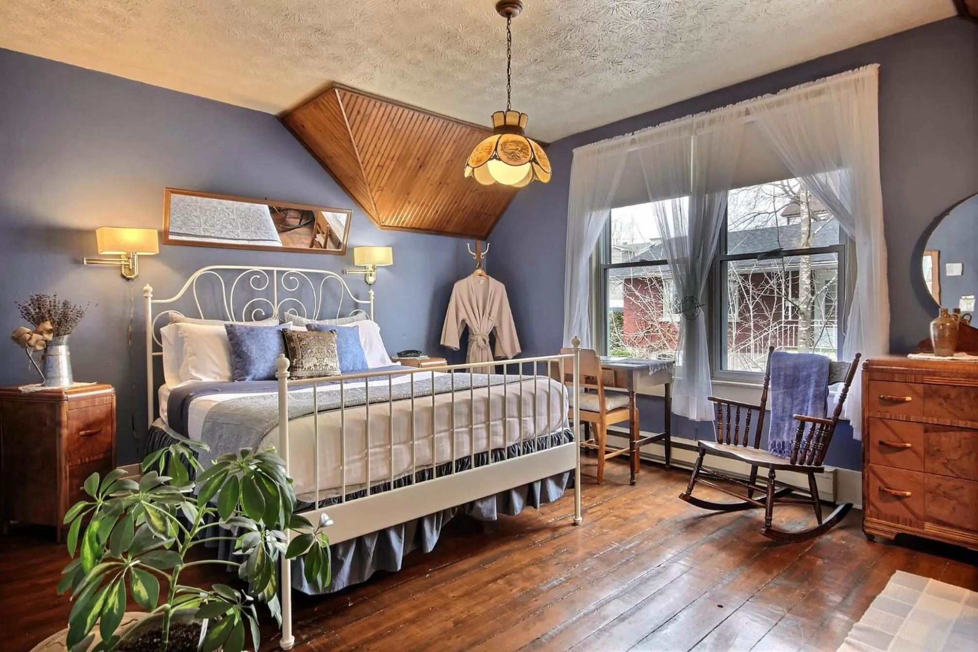 Photo of the whole room, Bed in À L'Ancestrale B&B