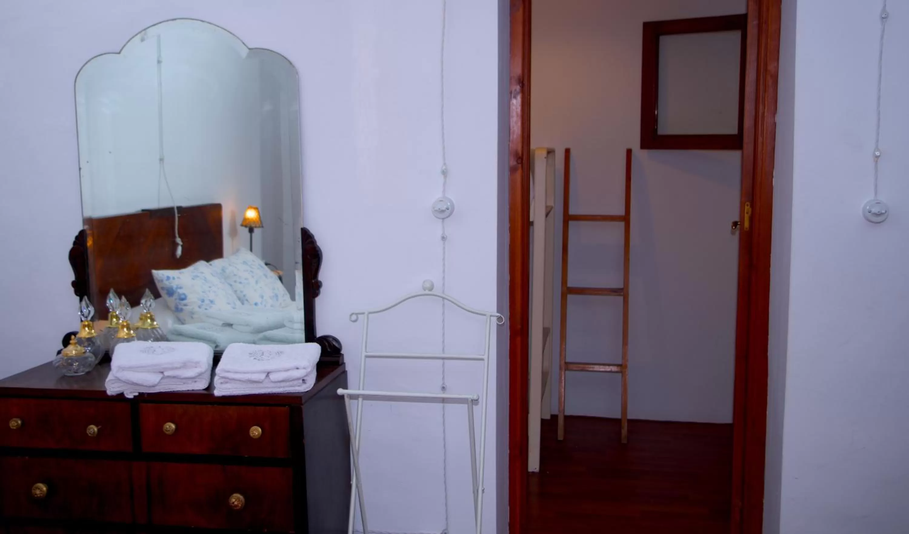 Staff in Olmitos 3 Hotel boutique, Casa-Palacio