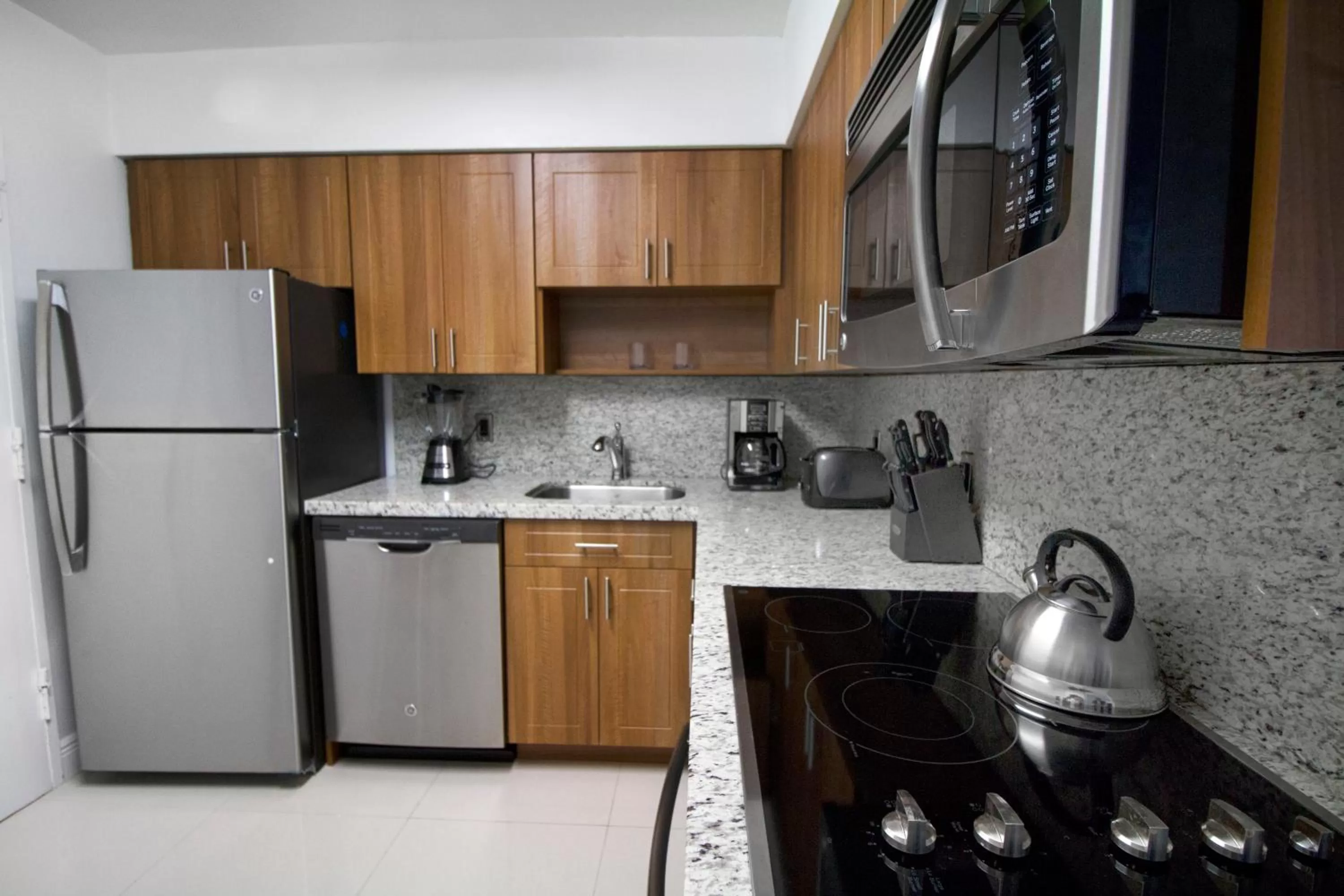 Kitchen or kitchenette in Seacoast Suites on Miami Beach