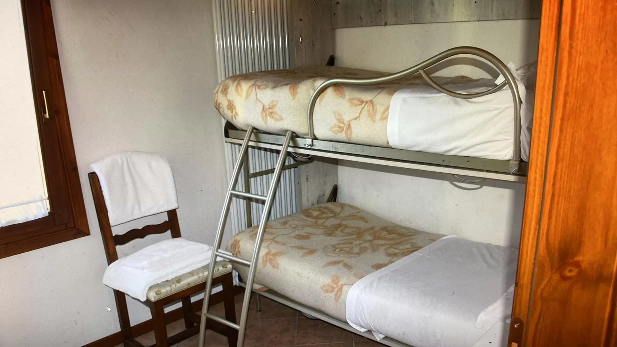 Bed, Bunk Bed in Le Fate Corbezzole