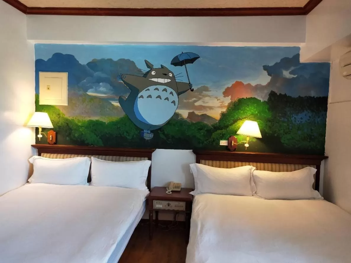 Bed in Little Paradise Inn