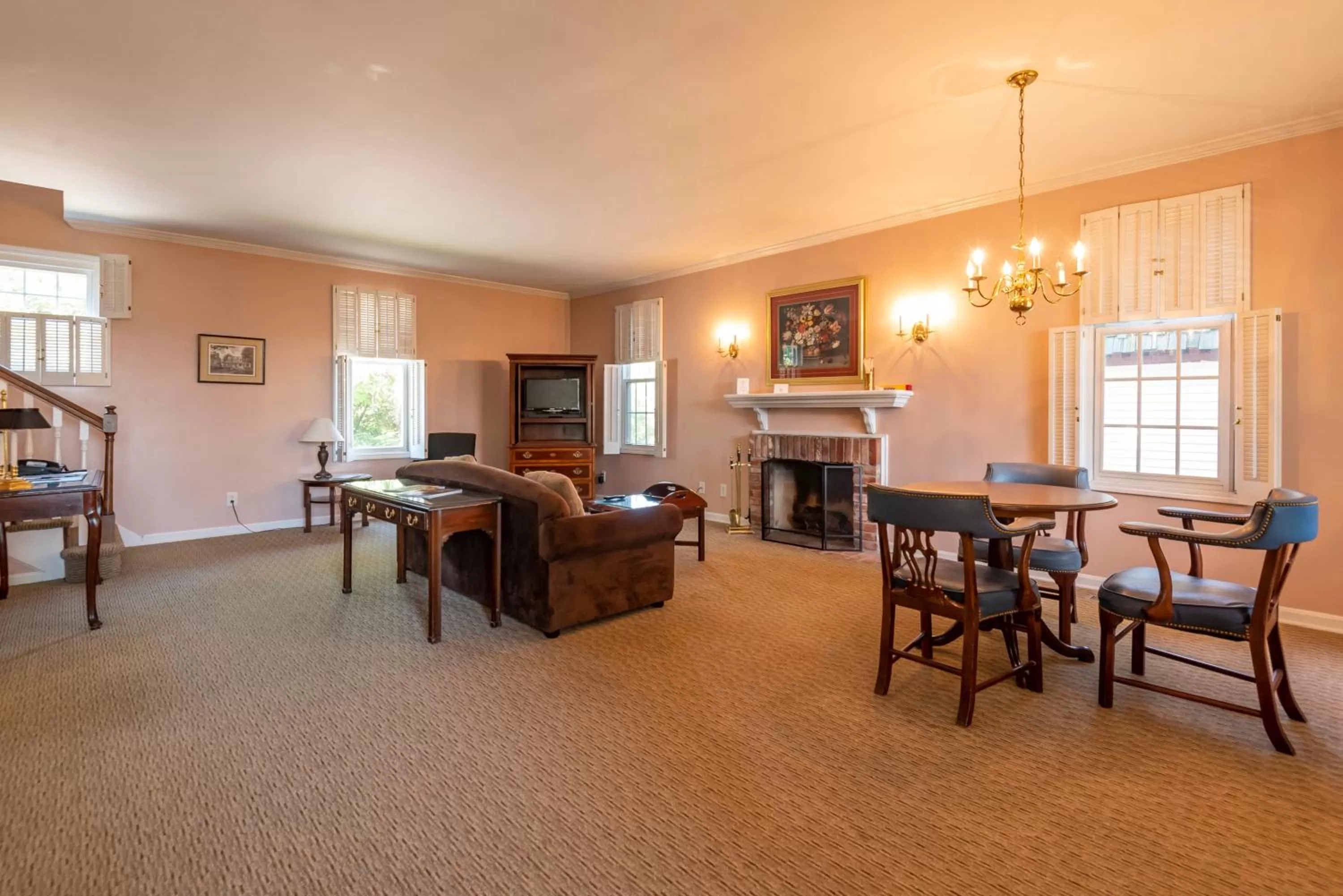 Living room in Century Suites Hotel