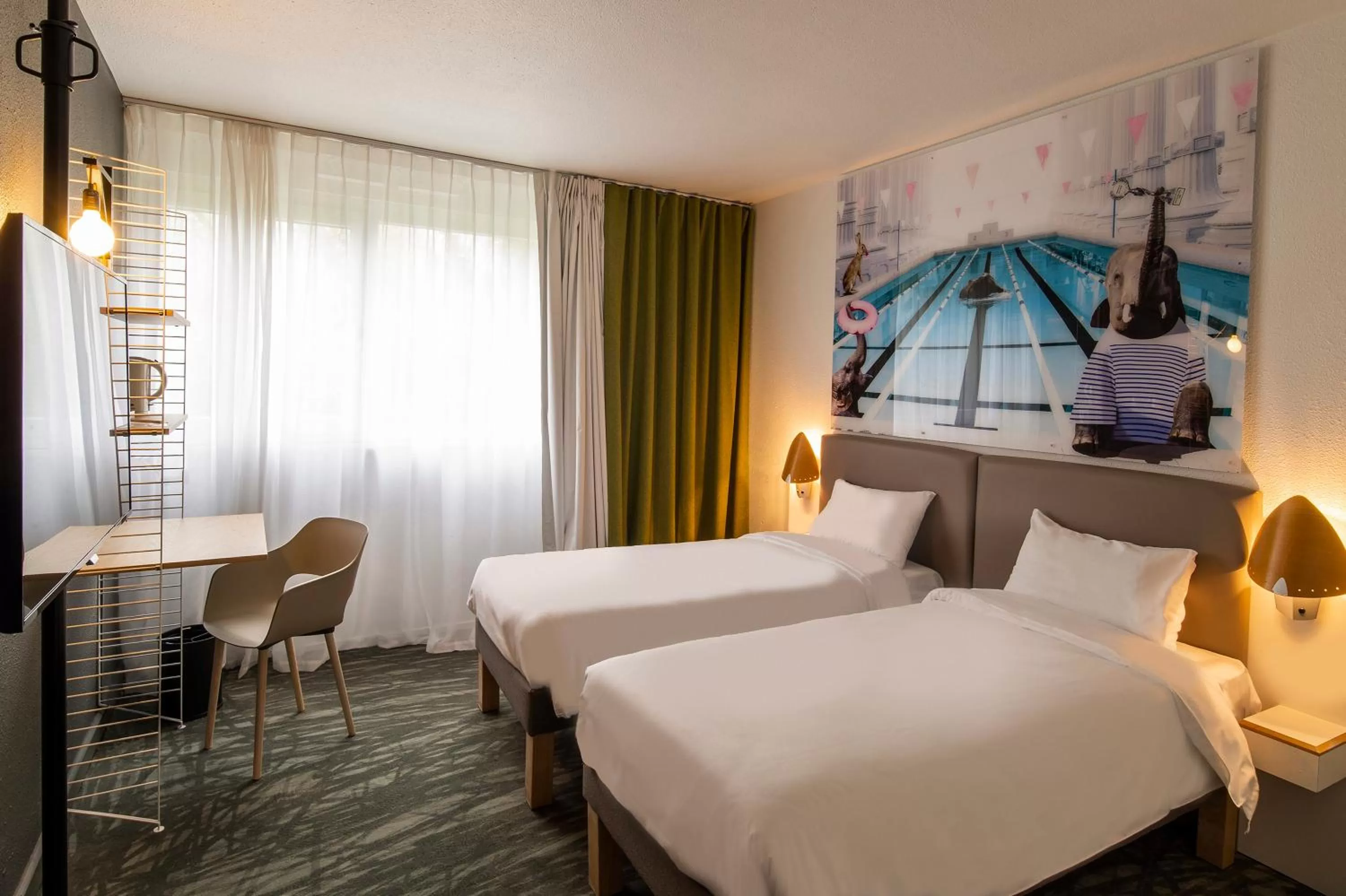 Photo of the whole room, Bed in Novotel Metz Amnéville