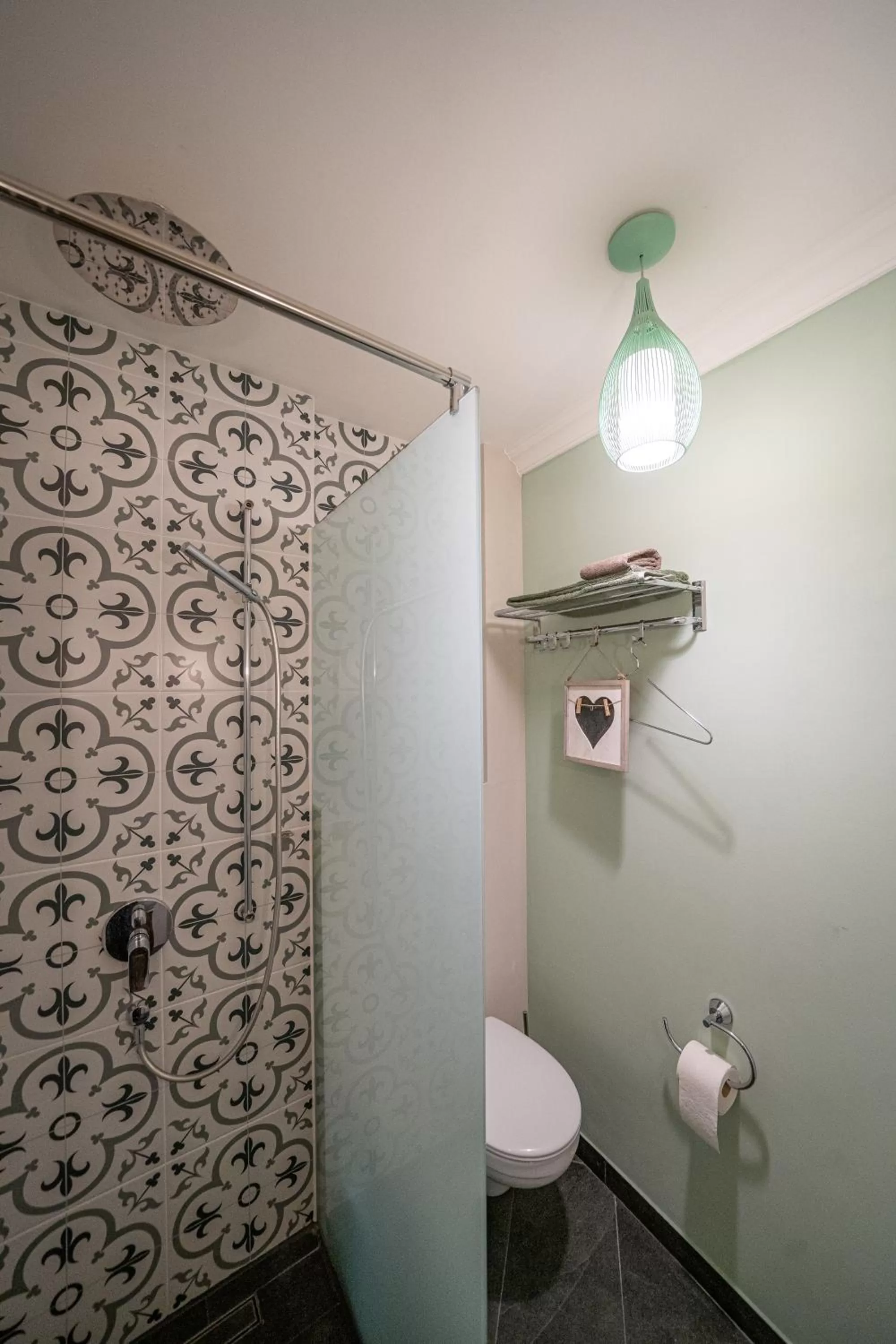 Shower, Bathroom in CASA BELGERI