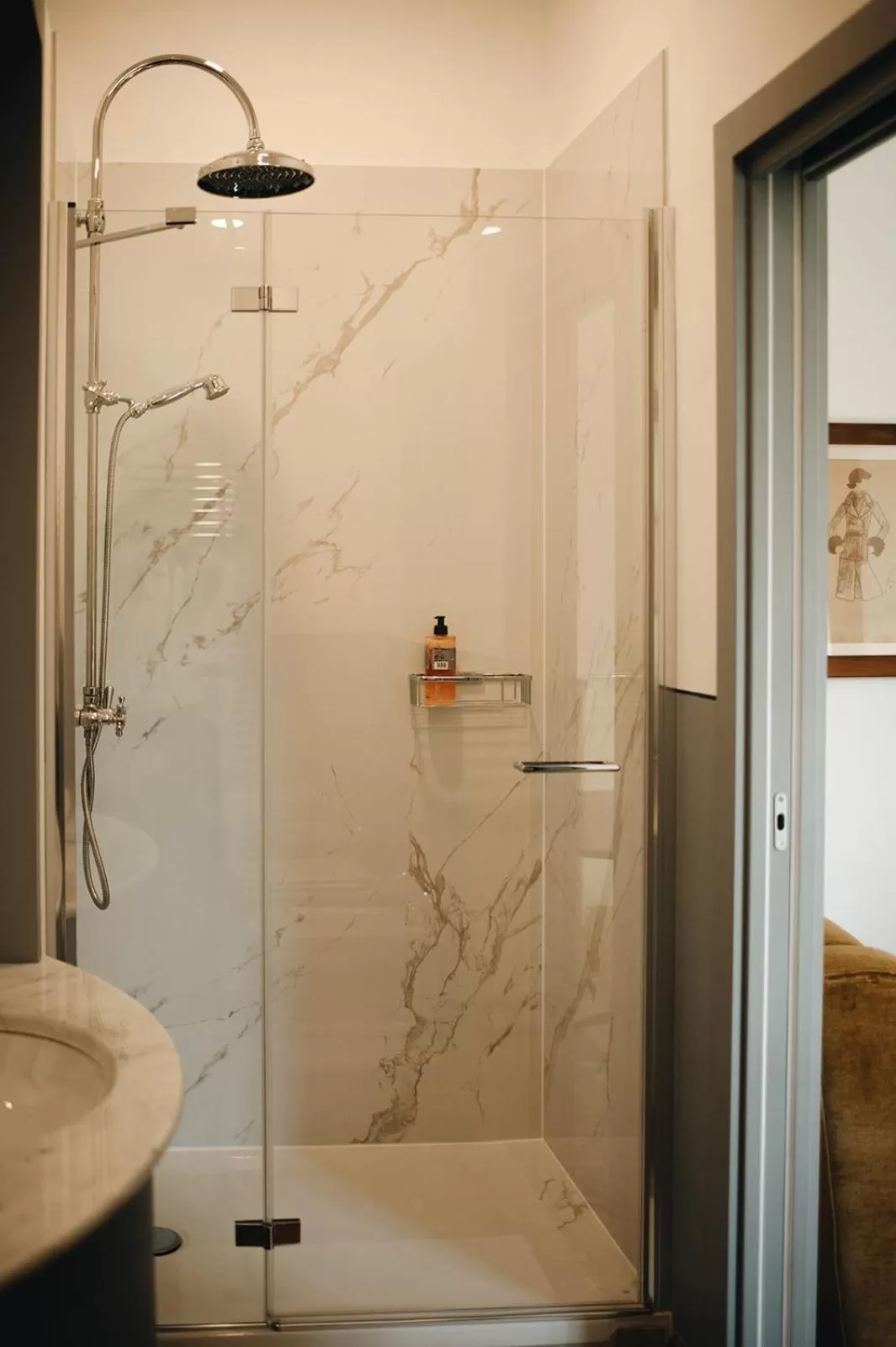 Shower in Le dimore de Il borgo del balsamico