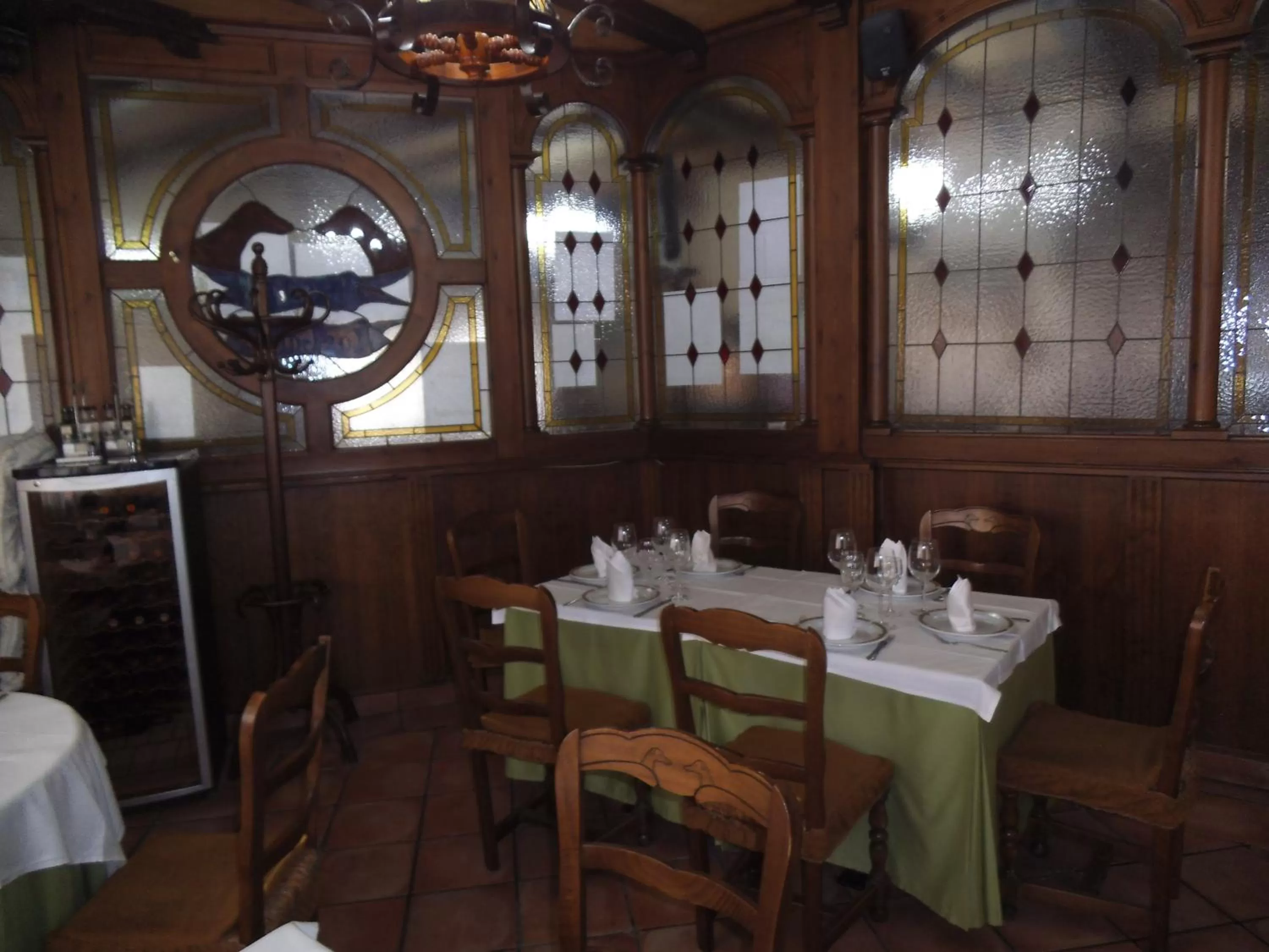 Restaurant/places to eat in Hostal Los Galgos