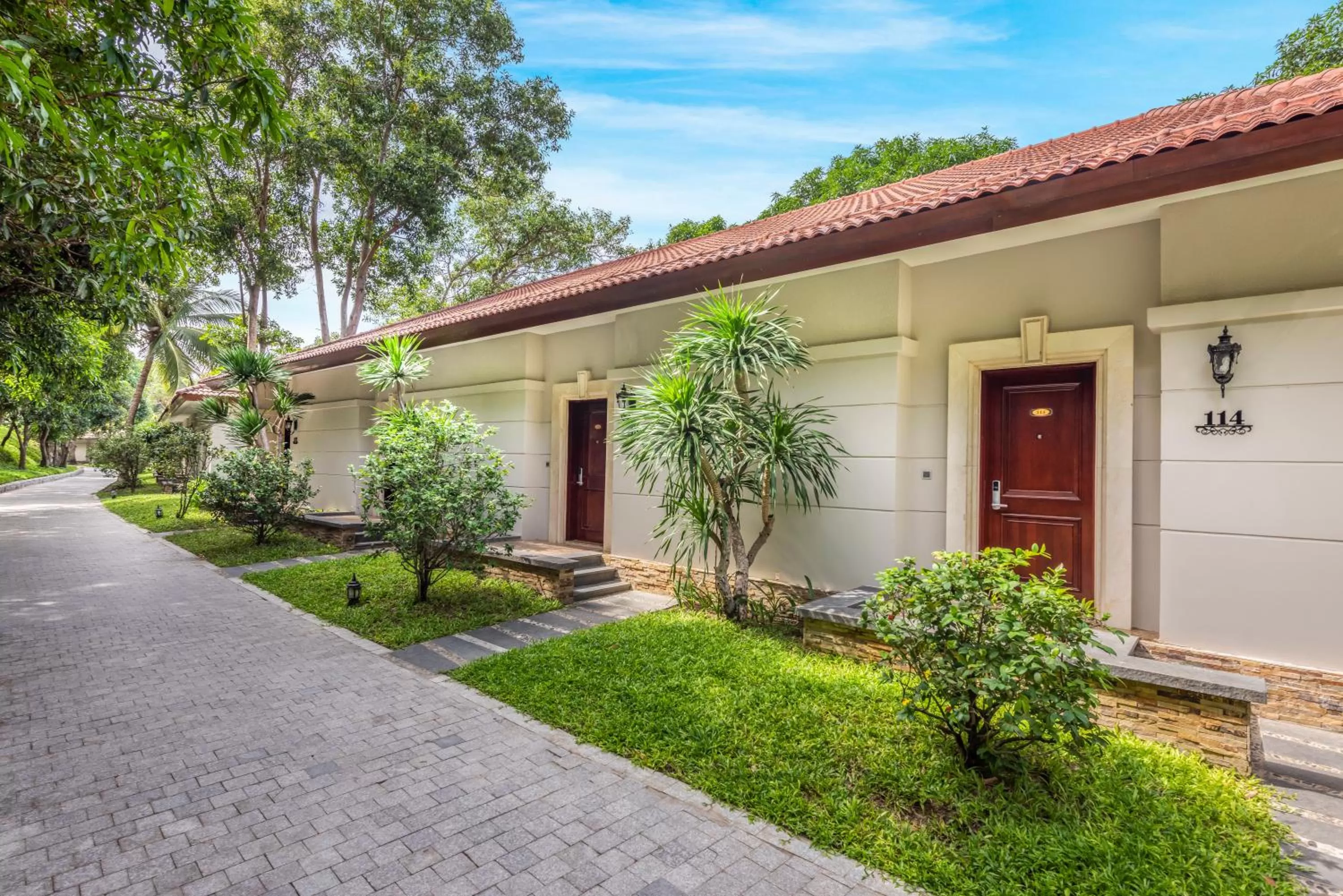 Property building in Vinpearl Luxury Nha Trang