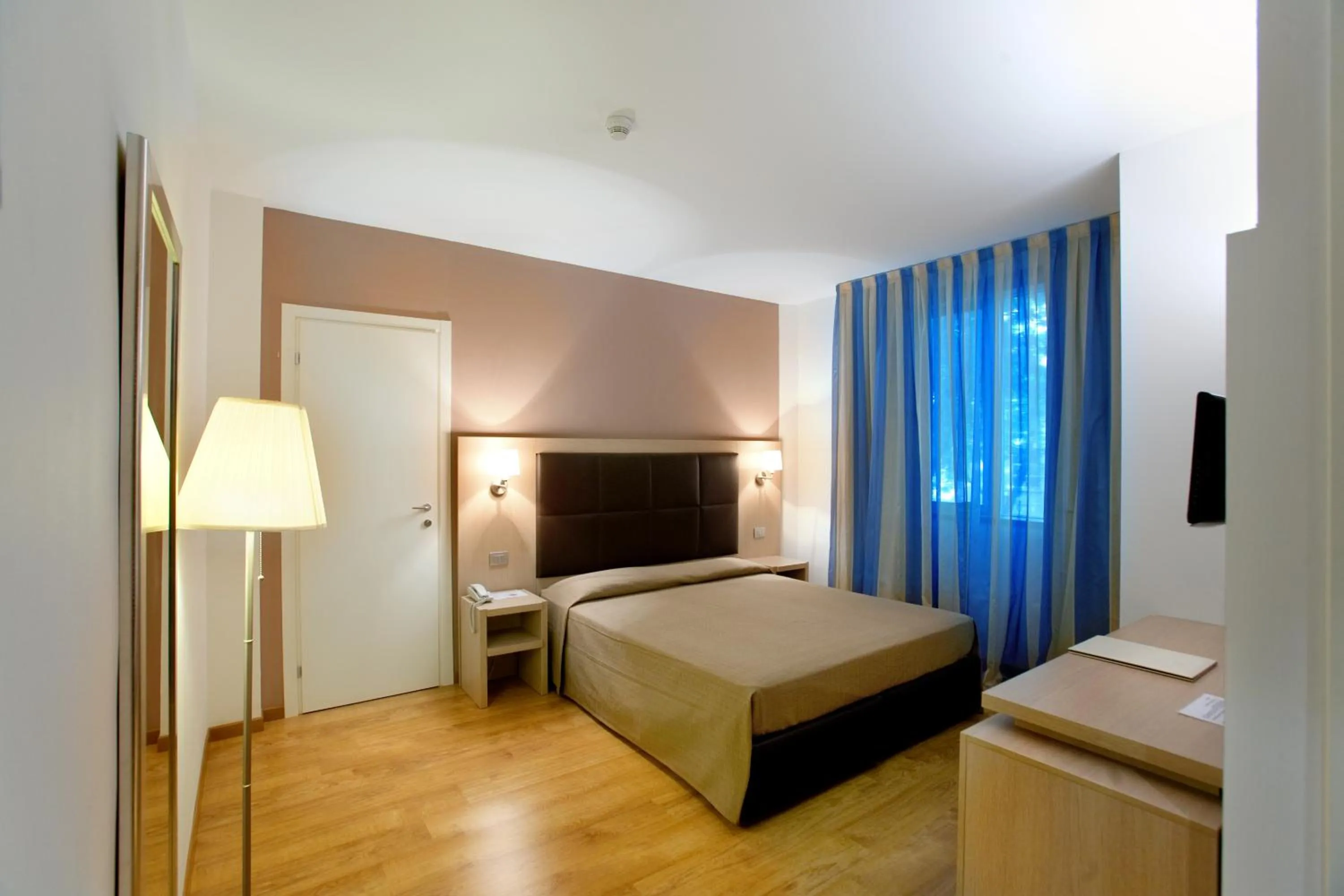 TV and multimedia, Bed in Hotel Michelangelo