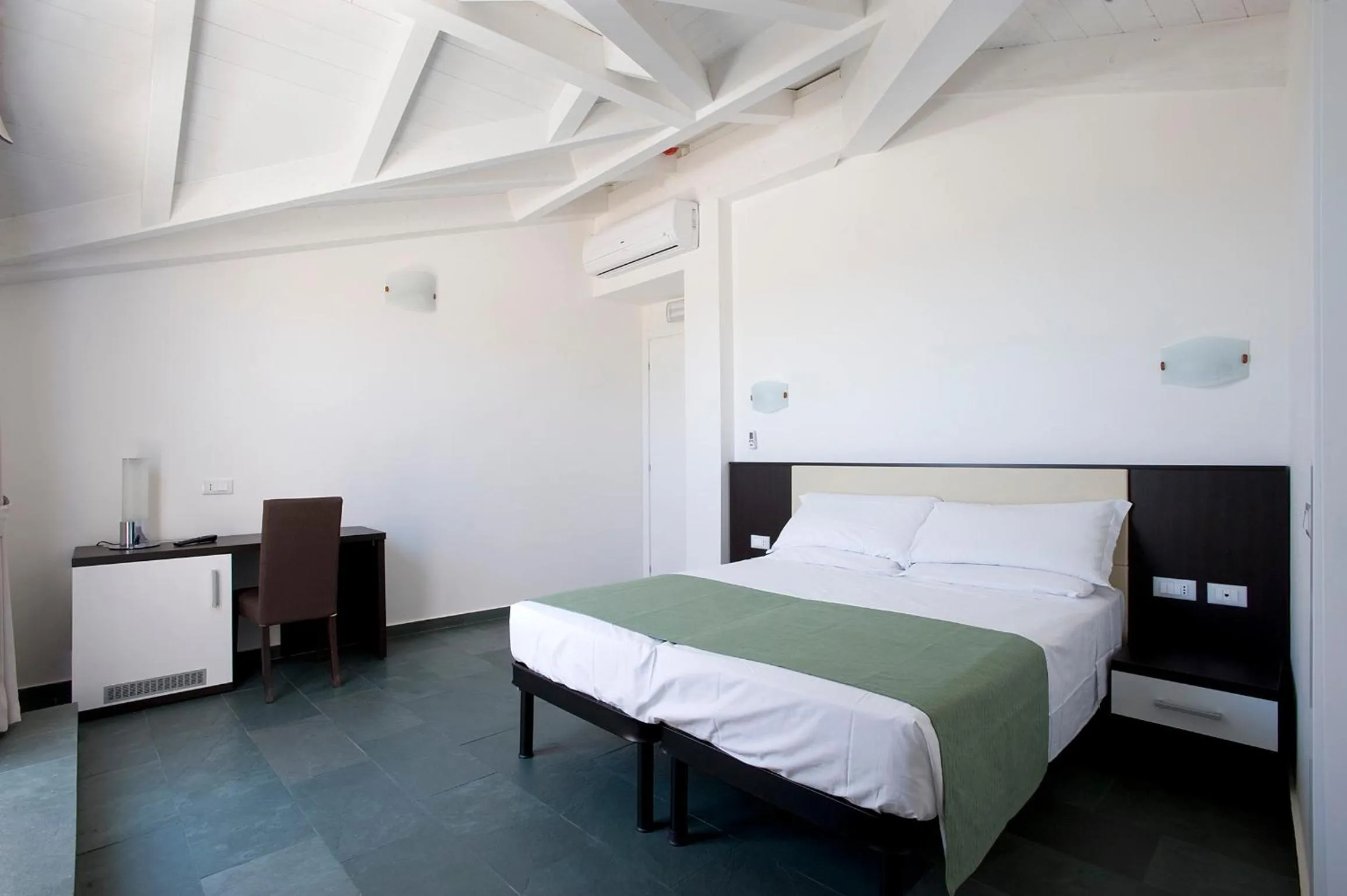 Photo of the whole room, Bed in Dipendenza Hotel Bellavista