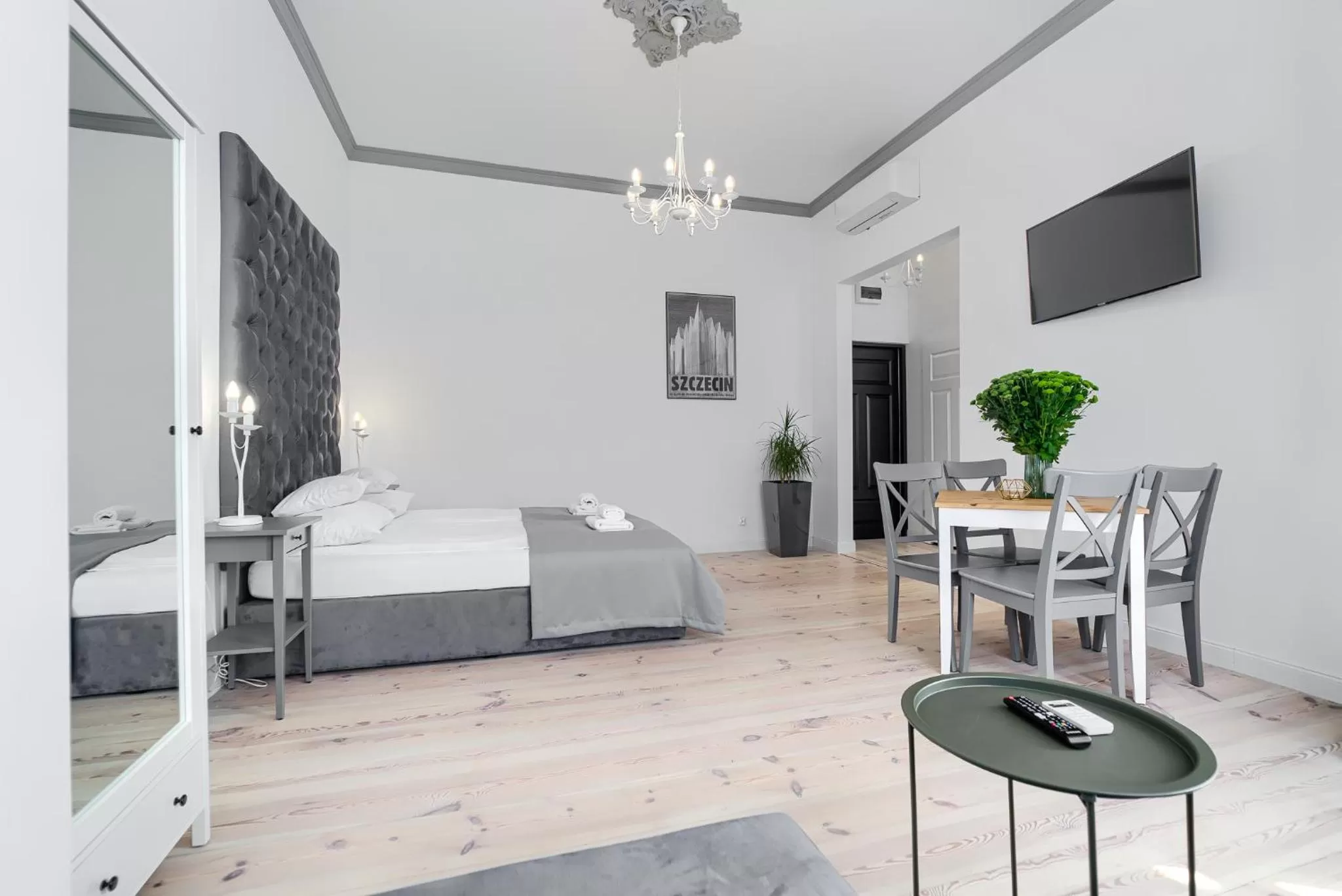 TV and multimedia, Bed in Aparthotel 1899