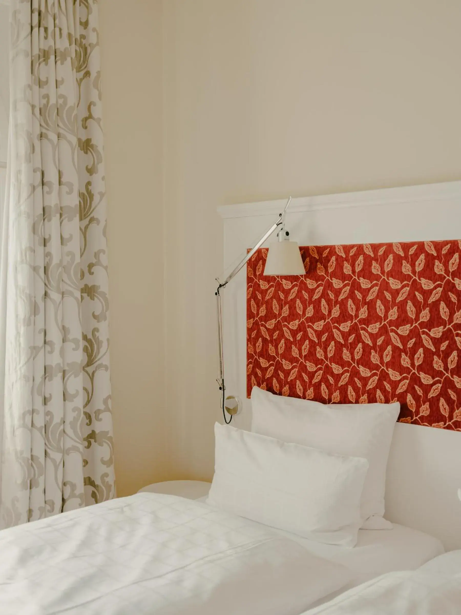 Junior Suite with Balcony in Bad Hotel Überlingen Junior Suite with Balcony in Bad Hotel Überlingen