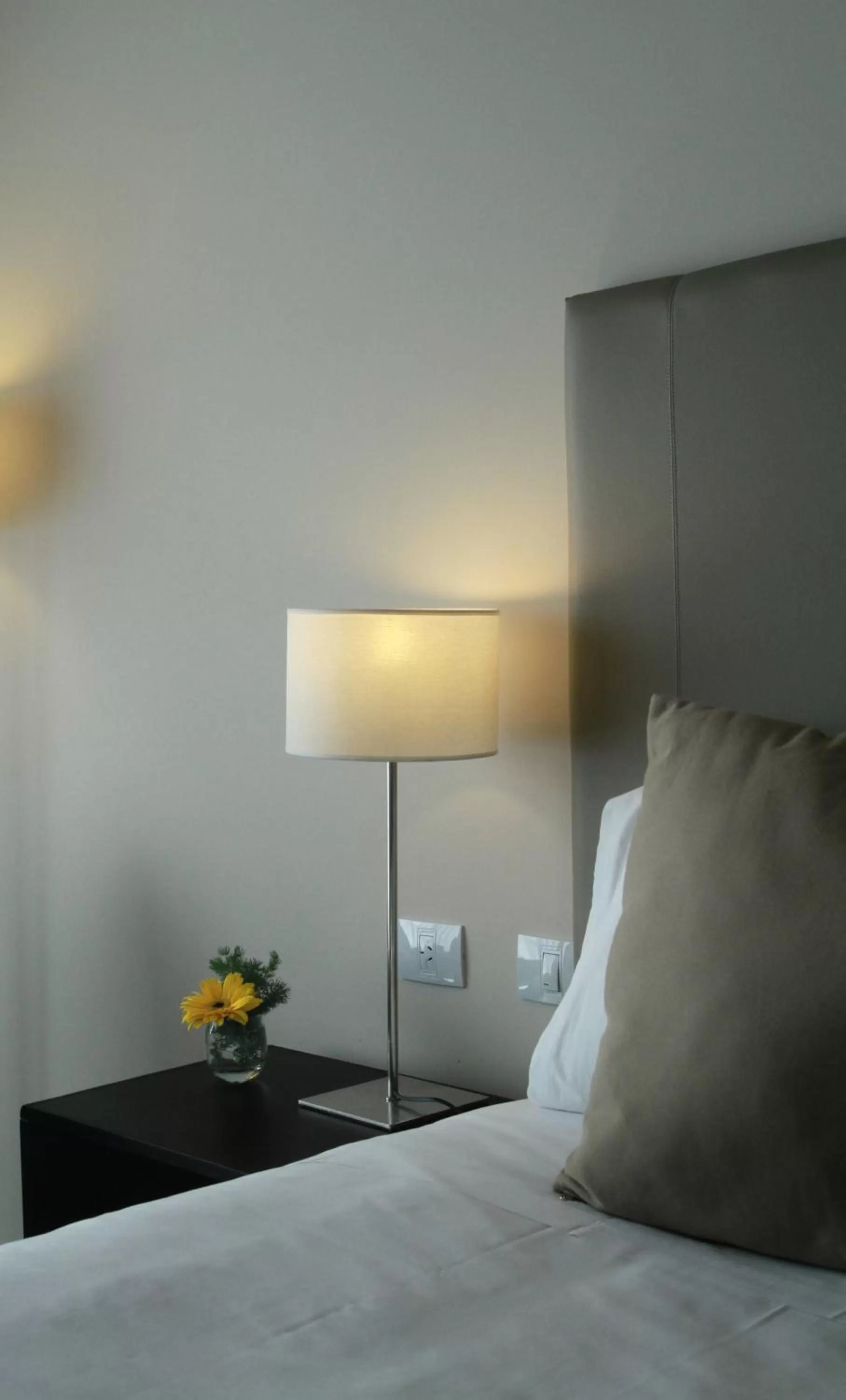 TV and multimedia, Bed in Dazzler by Wyndham Buenos Aires Palermo