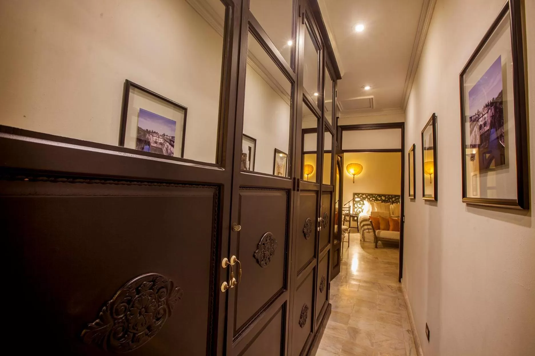 wardrobe, Bed in Casa de Alba Hotel Boutique