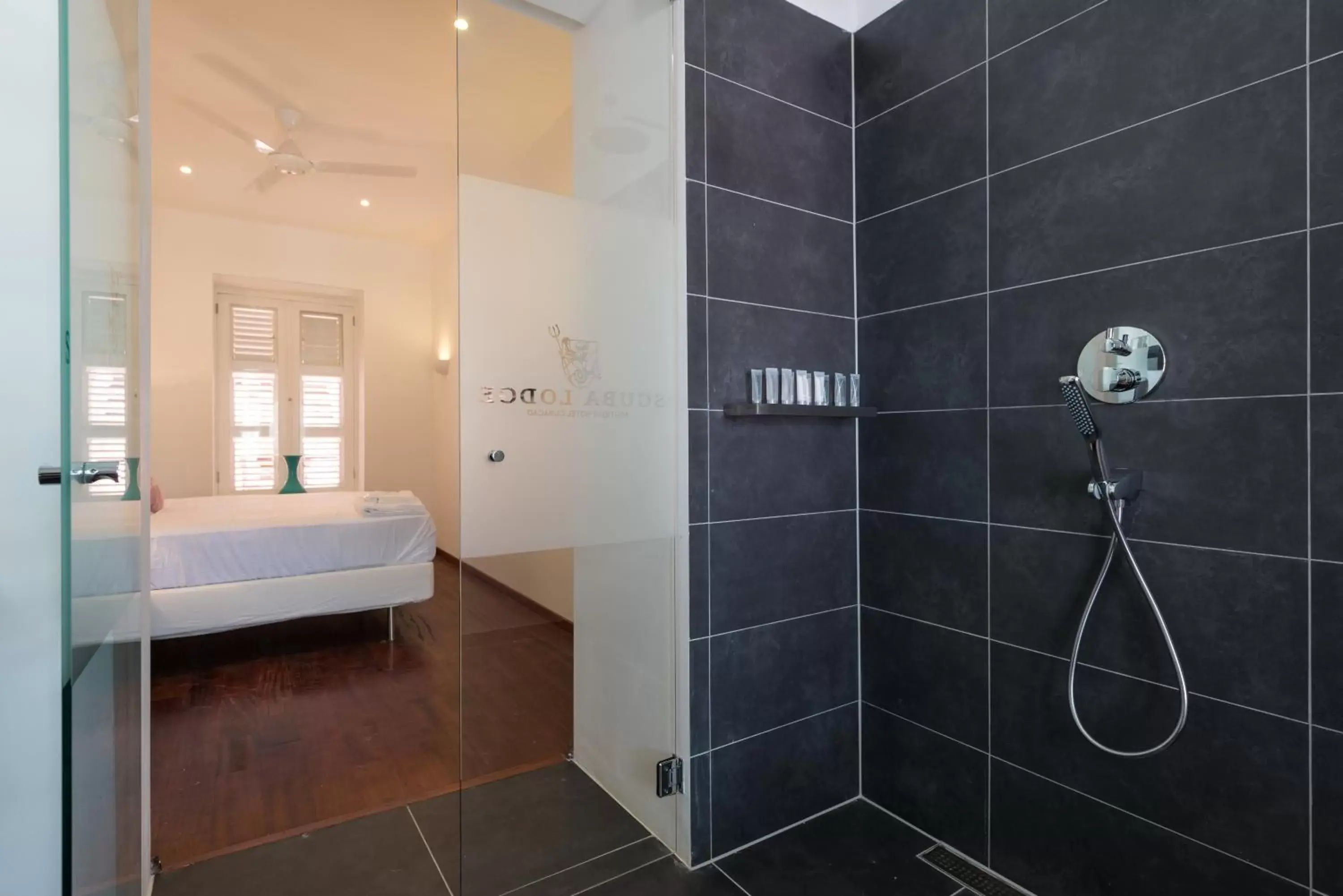 Standard Double Room in Scuba Lodge & Suites Standard Double Room in Scuba Lodge & Suites