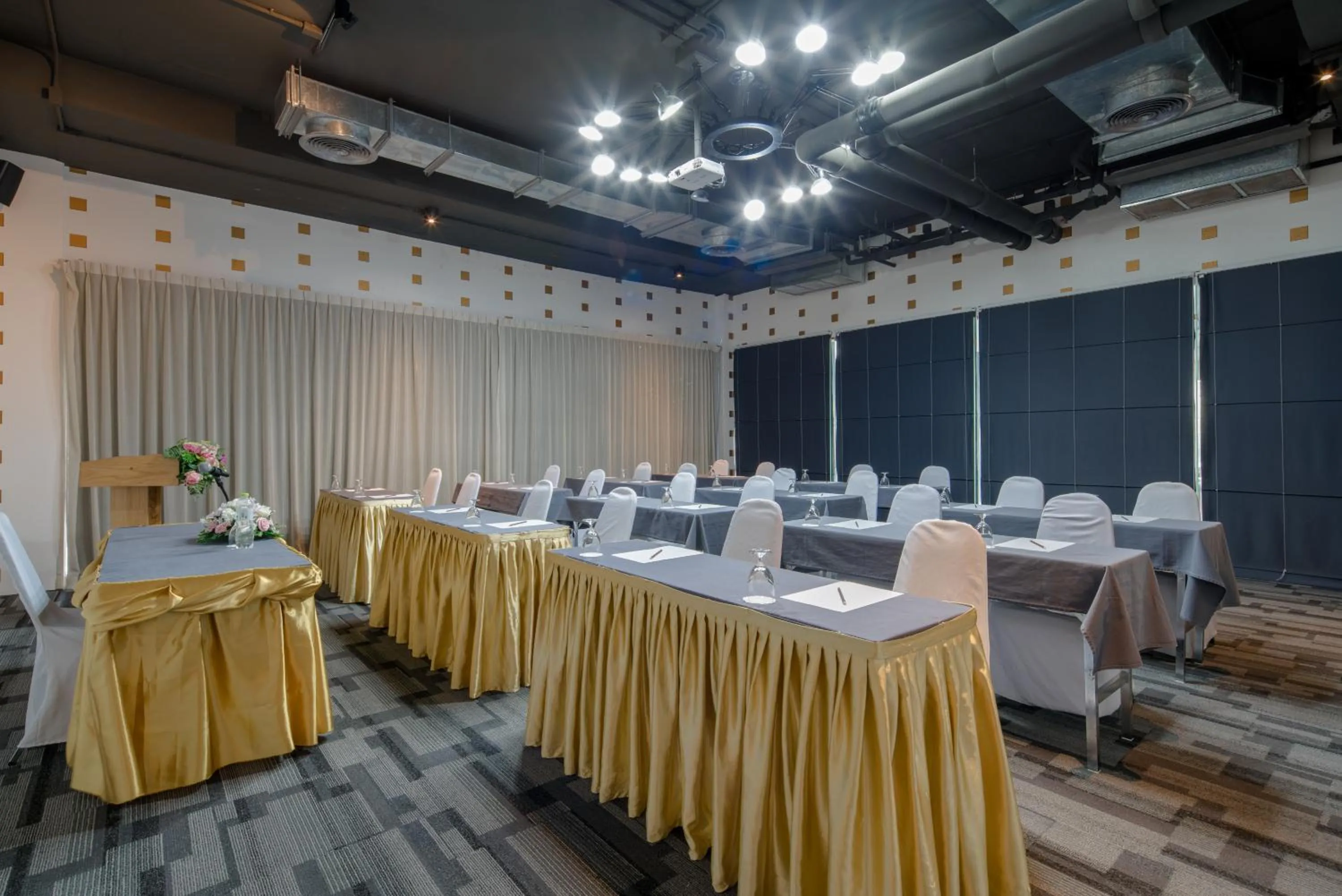 Meeting/conference room in DARA Hotel - SHA Plus
