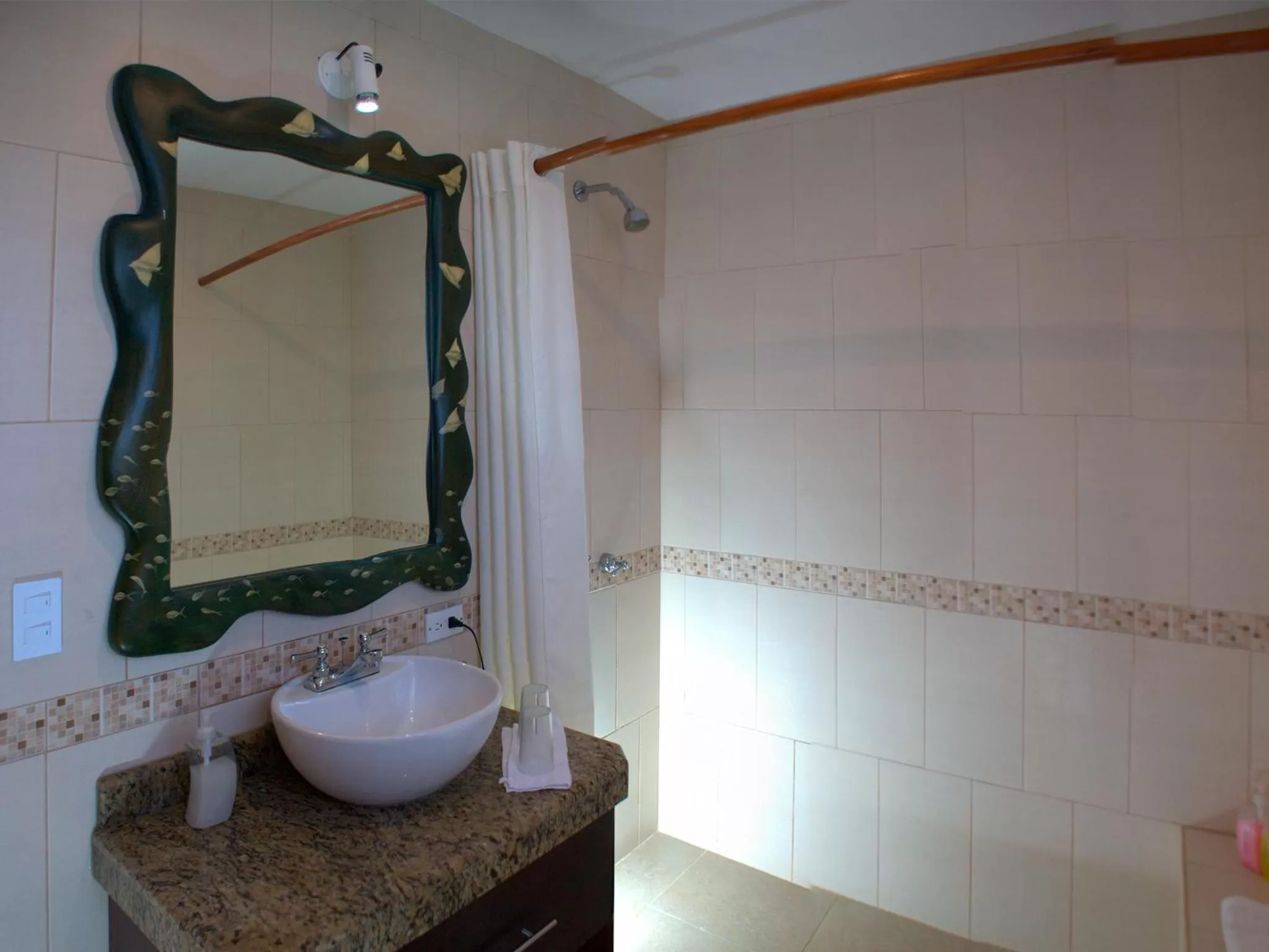 Bathroom in Hotel Galapagos Suites B&B