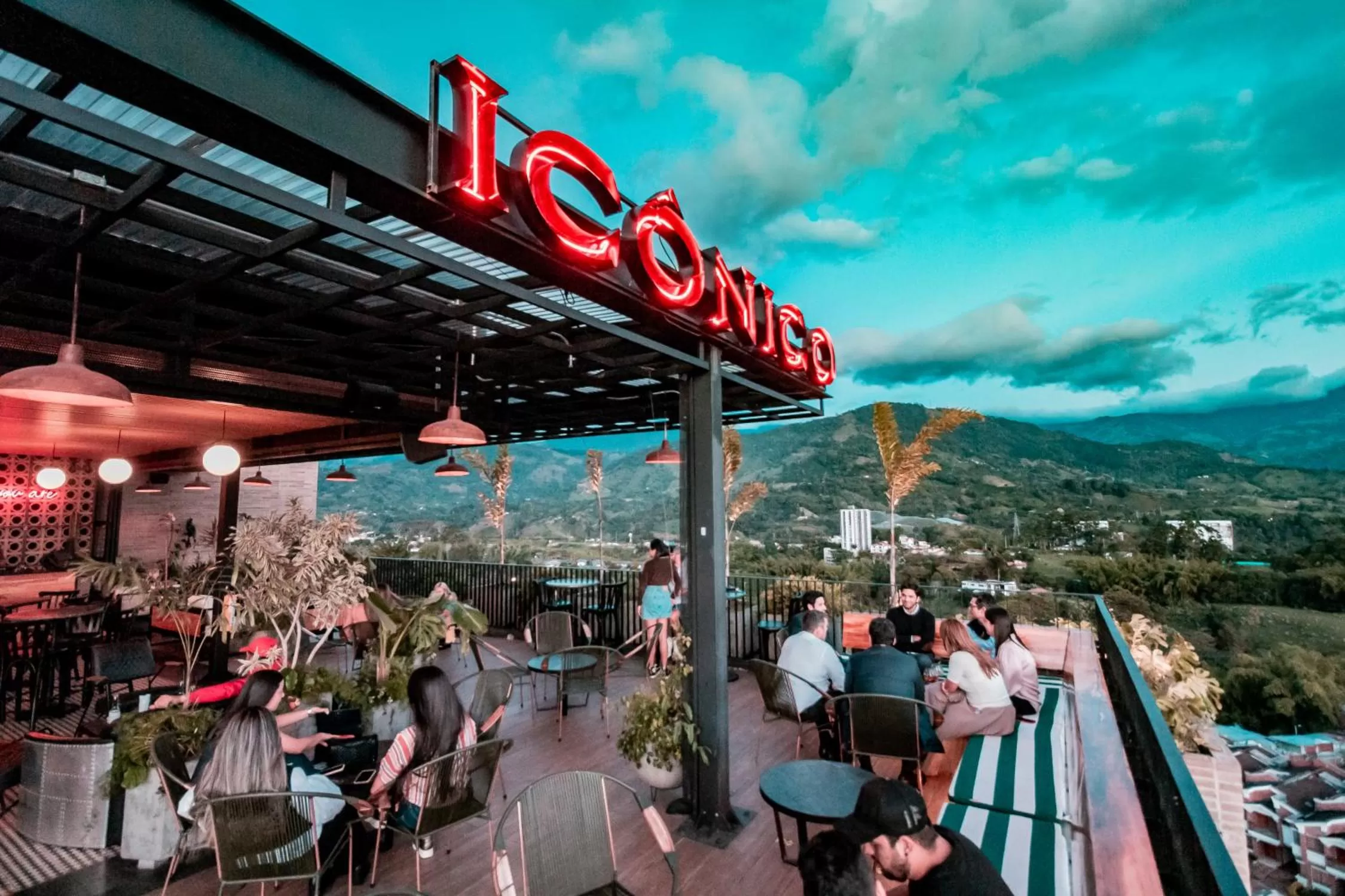 Restaurant/places to eat in Hotel Sexto by Icono