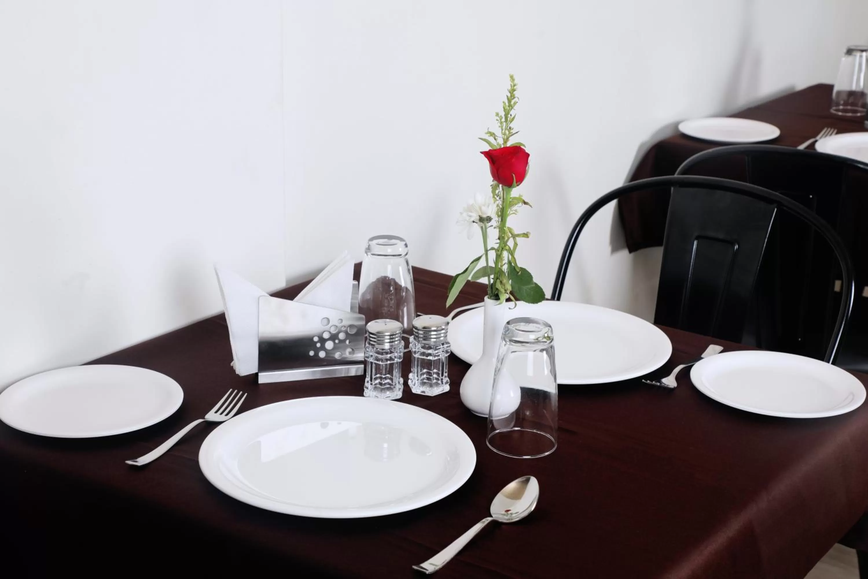 Dining area, Restaurant/Places to Eat in Hotel Planet Four