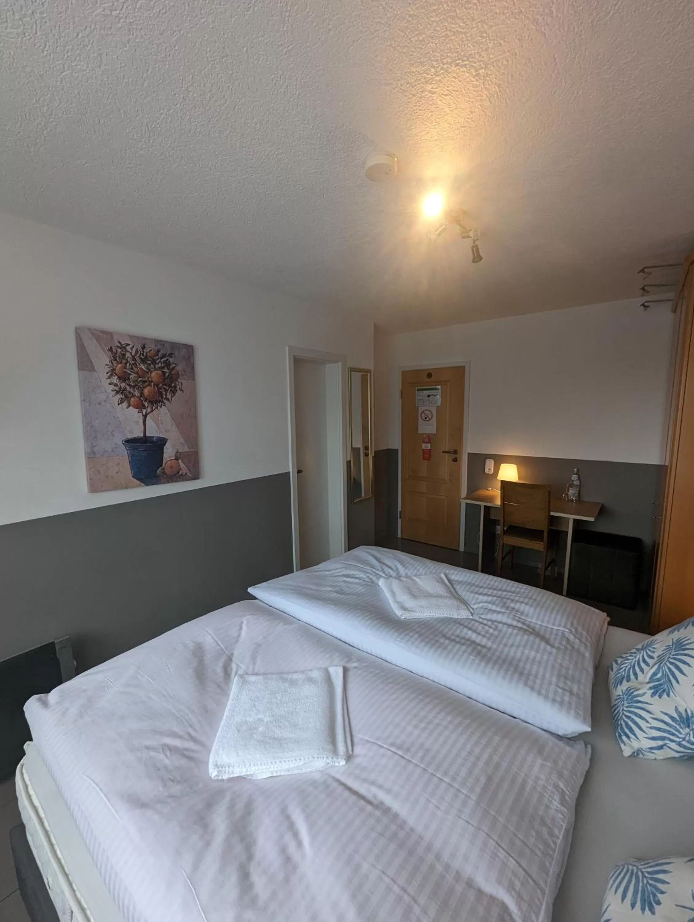 Bed in Hotel Eiserner Anton