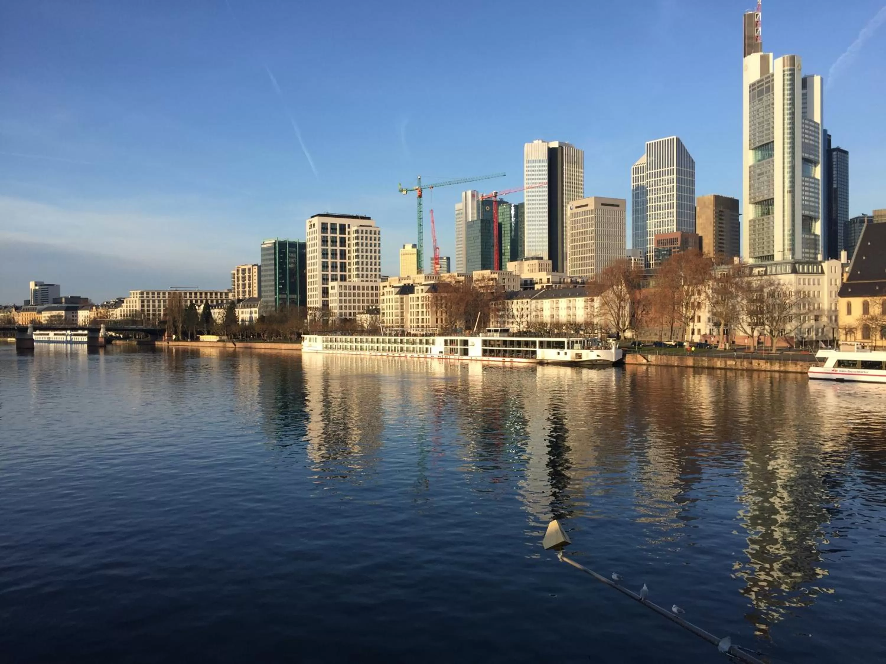 Day in Carlton Hotel