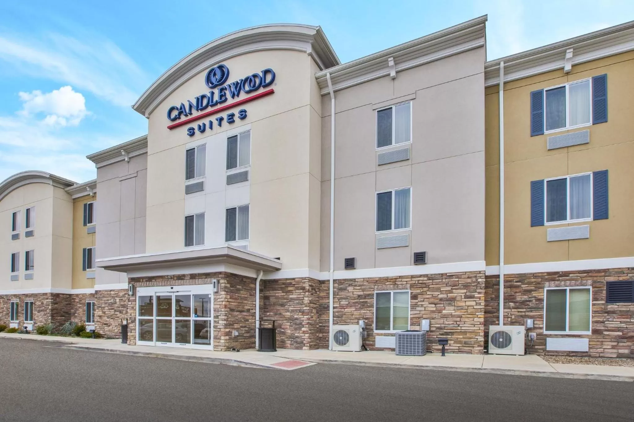 Property building in Candlewood Suites Morgantown-Univ West Virginia by IHG