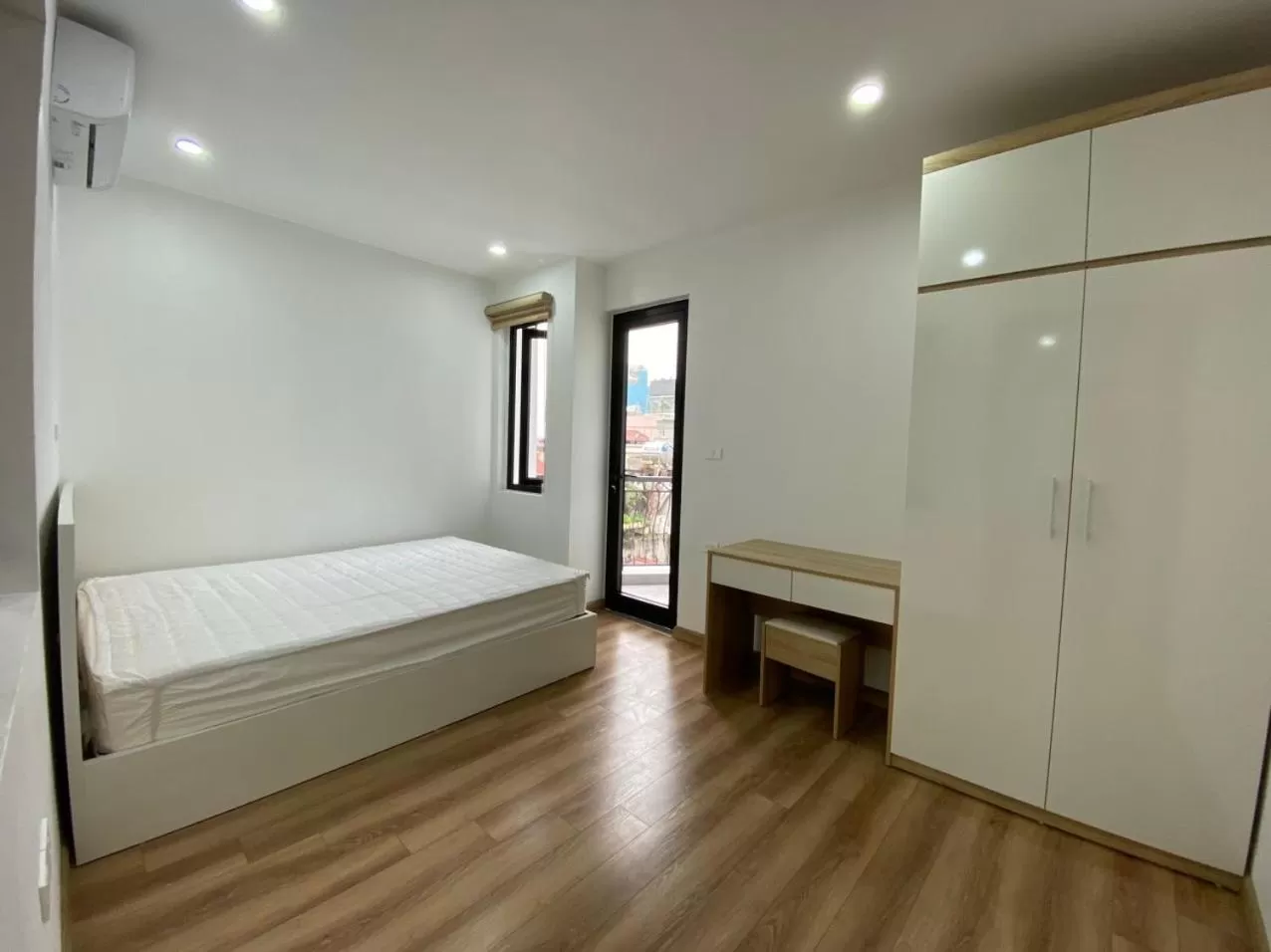 Studio in Era Apartment Thái Hà