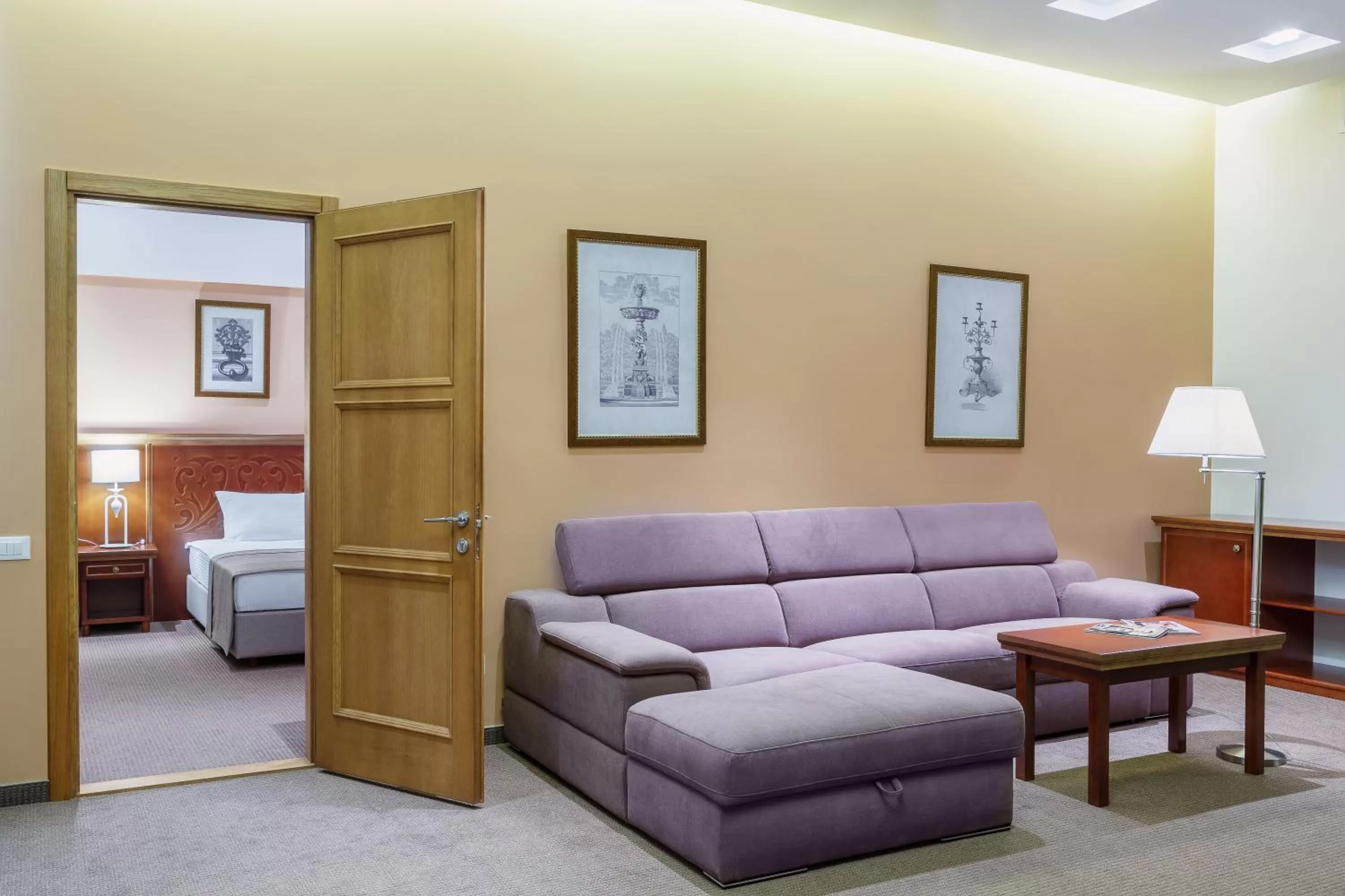 Living room, Bed in Alarus Luxe Hotel