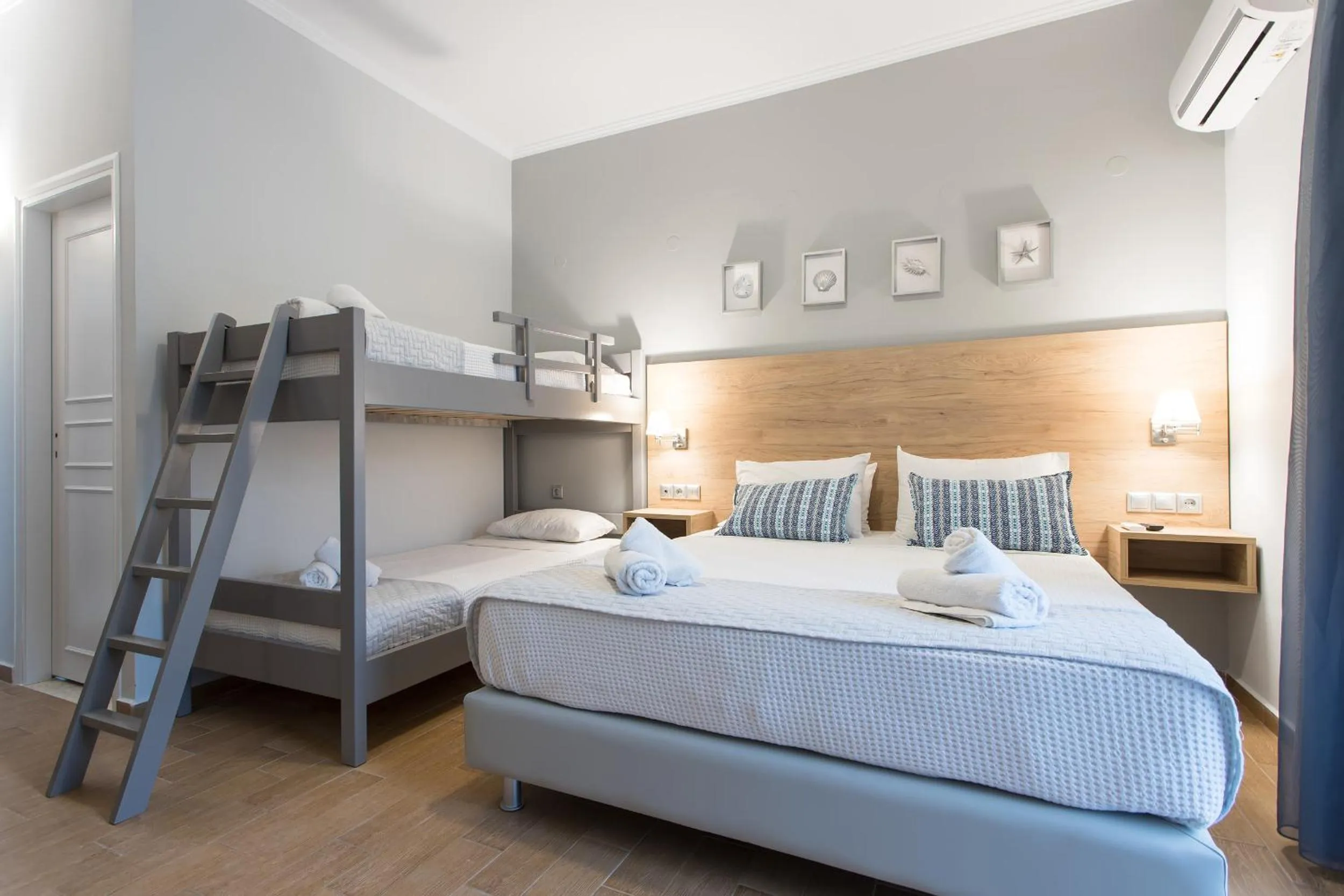 Photo of the whole room, Bed in Georgioupolis Beach Hotel