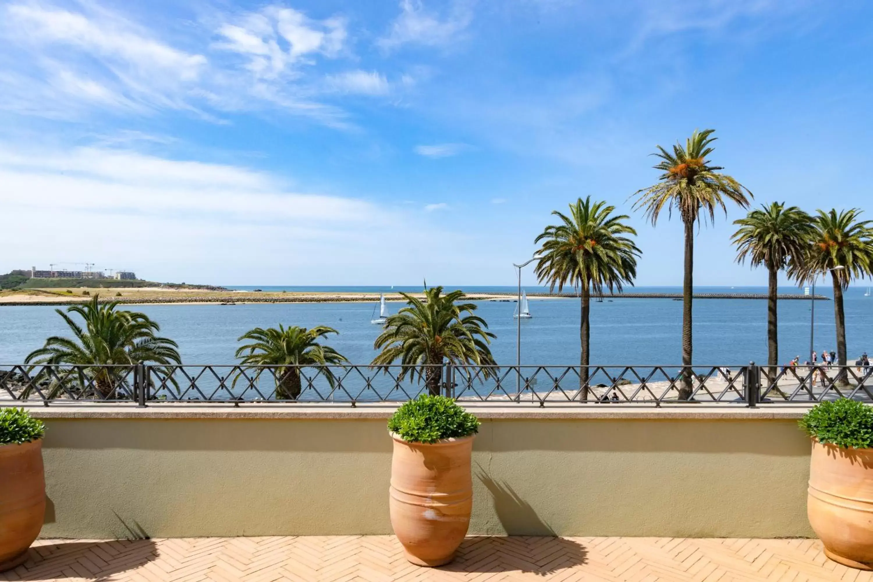 Sea View in Portie Deluxe Suites by DA'HOME Sea View in Portie Deluxe Suites by DA'HOME