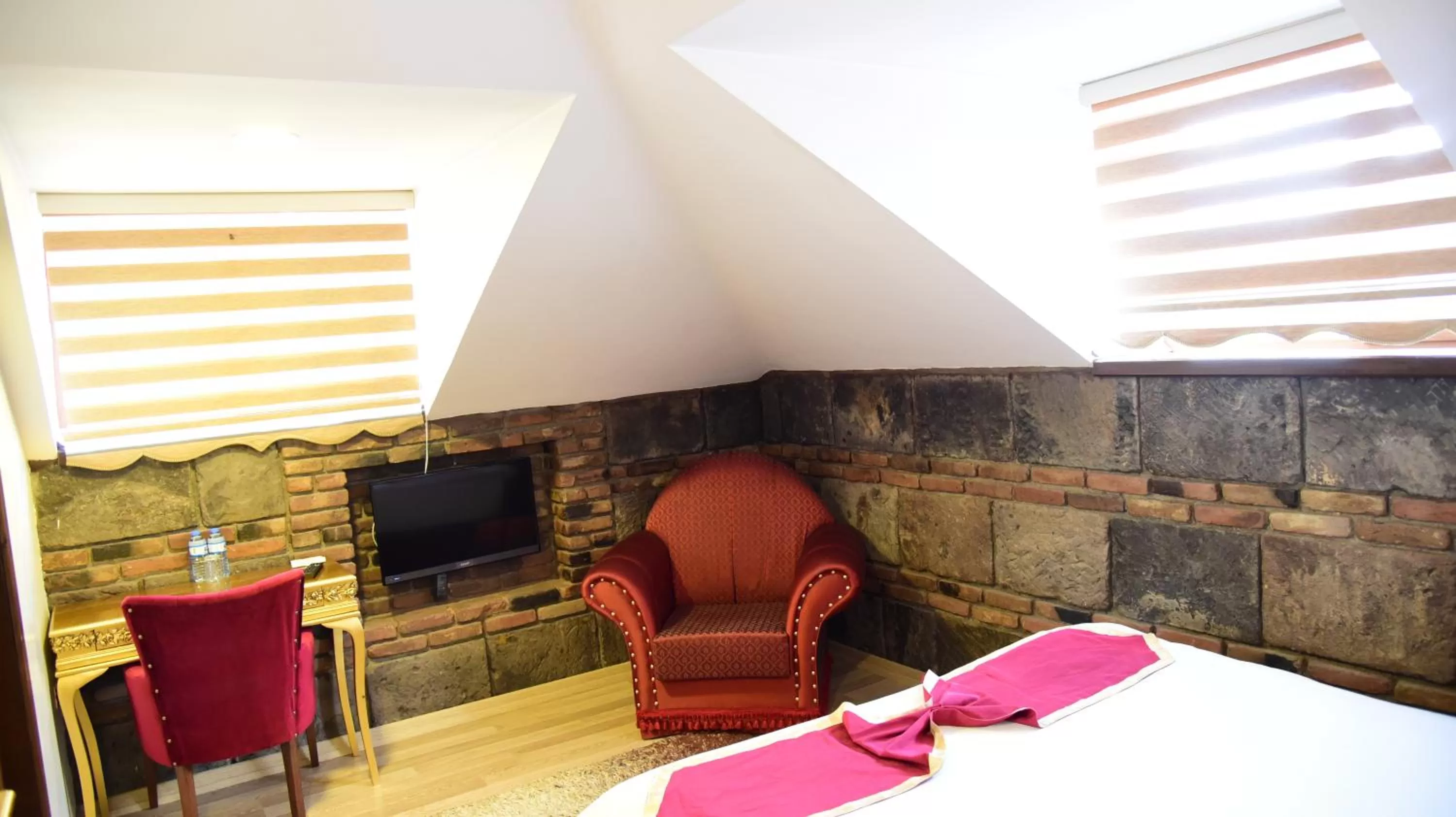 Decorative detail, Bed in Katerina Palace 1877