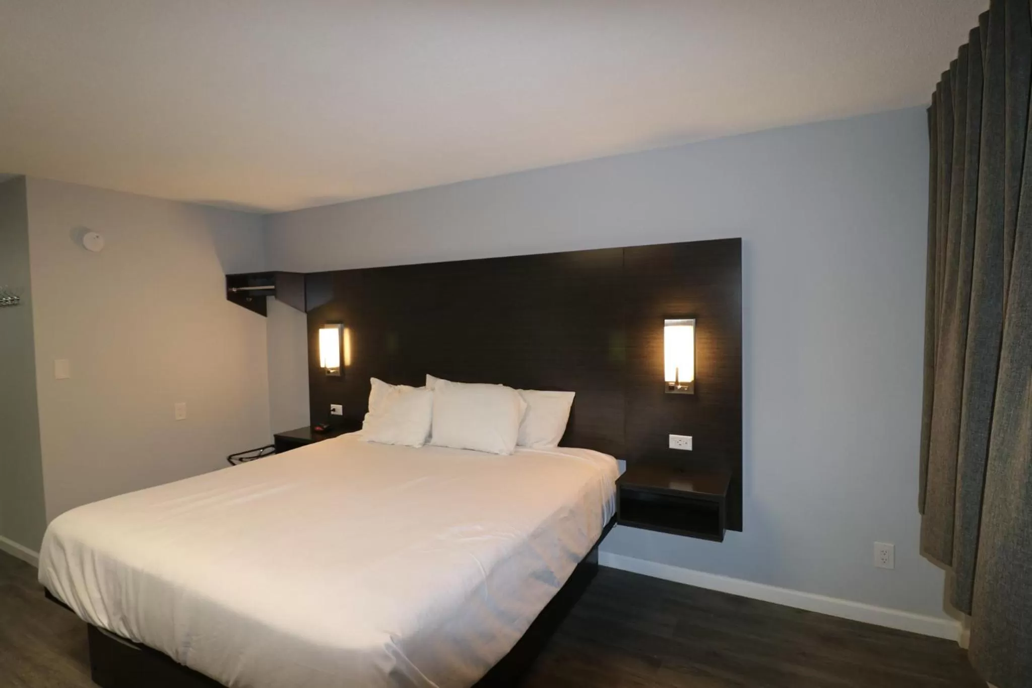 Bedroom, Bed in Envi Boutique Hotel Henderson-Evansville South