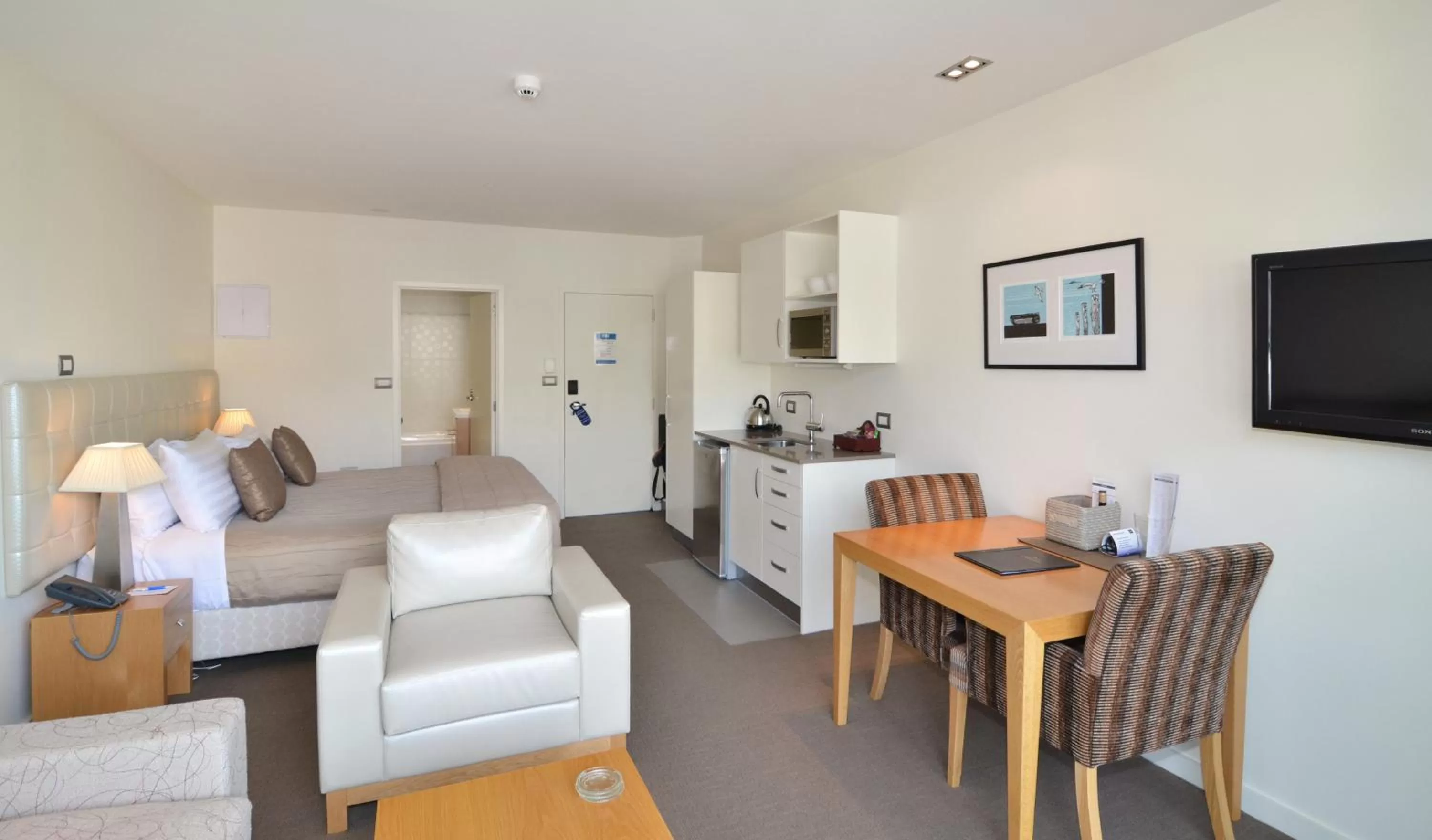 Bed in Hotel St Clair