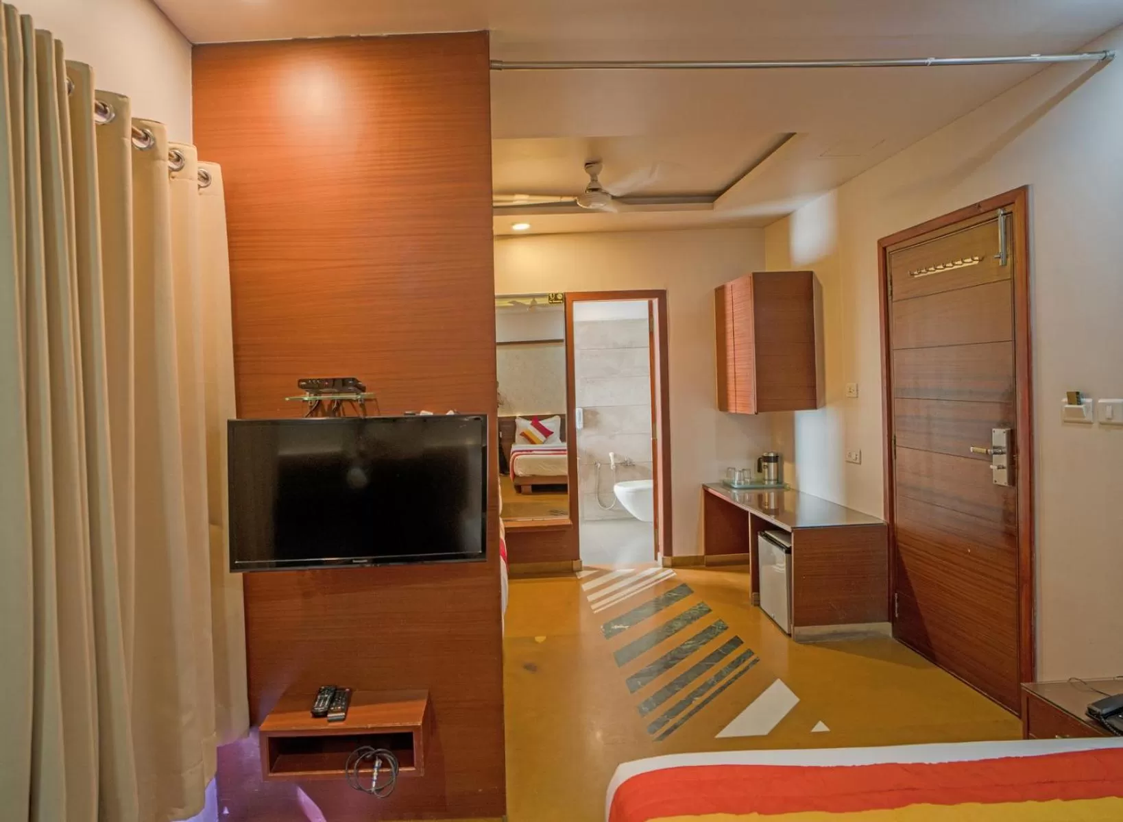 Bedroom, Bed in Uddhav Vilas A Family Hotel