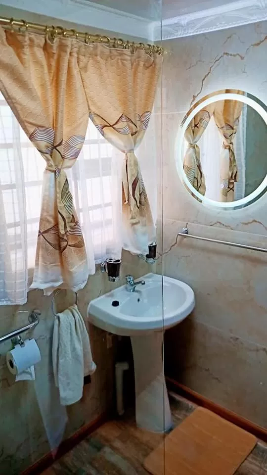 Bathroom in Queensburgh B&B or Self Catering