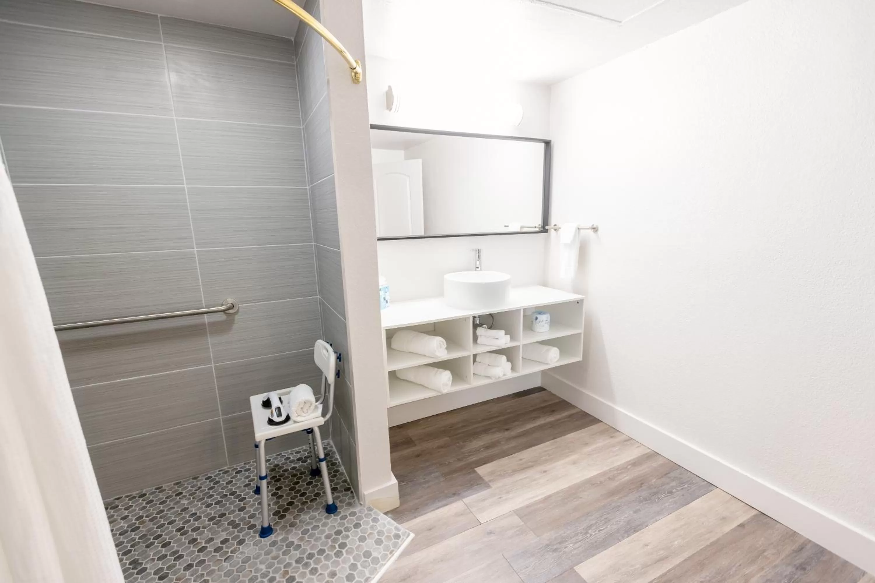 Bathroom in Oneway Brunswick