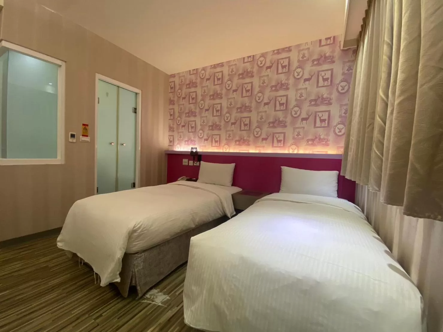 bunk bed, Bed in 191 Hotel