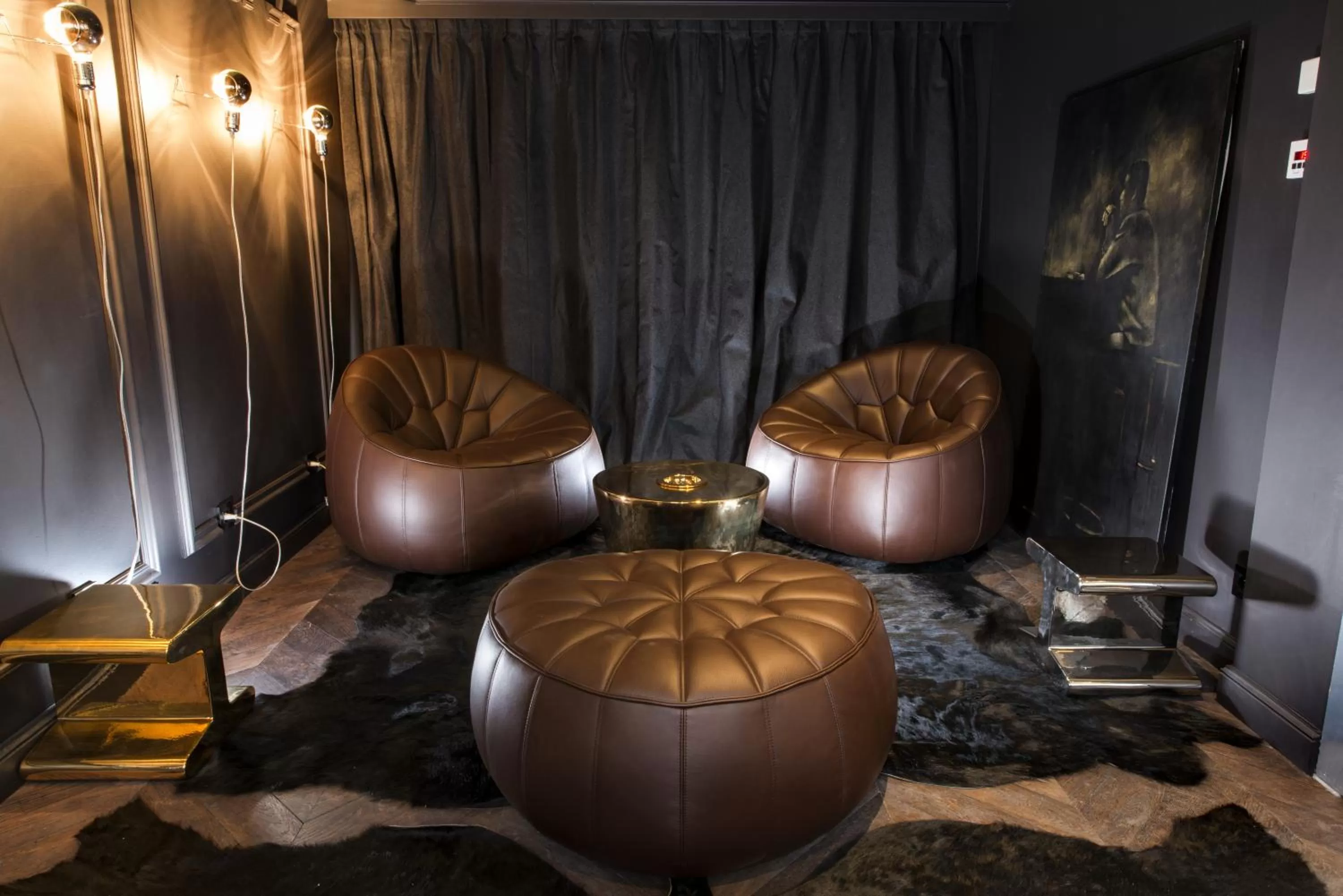 Communal lounge/ TV room in Vertigo Hotel, Dijon, a Member of Design Hotels