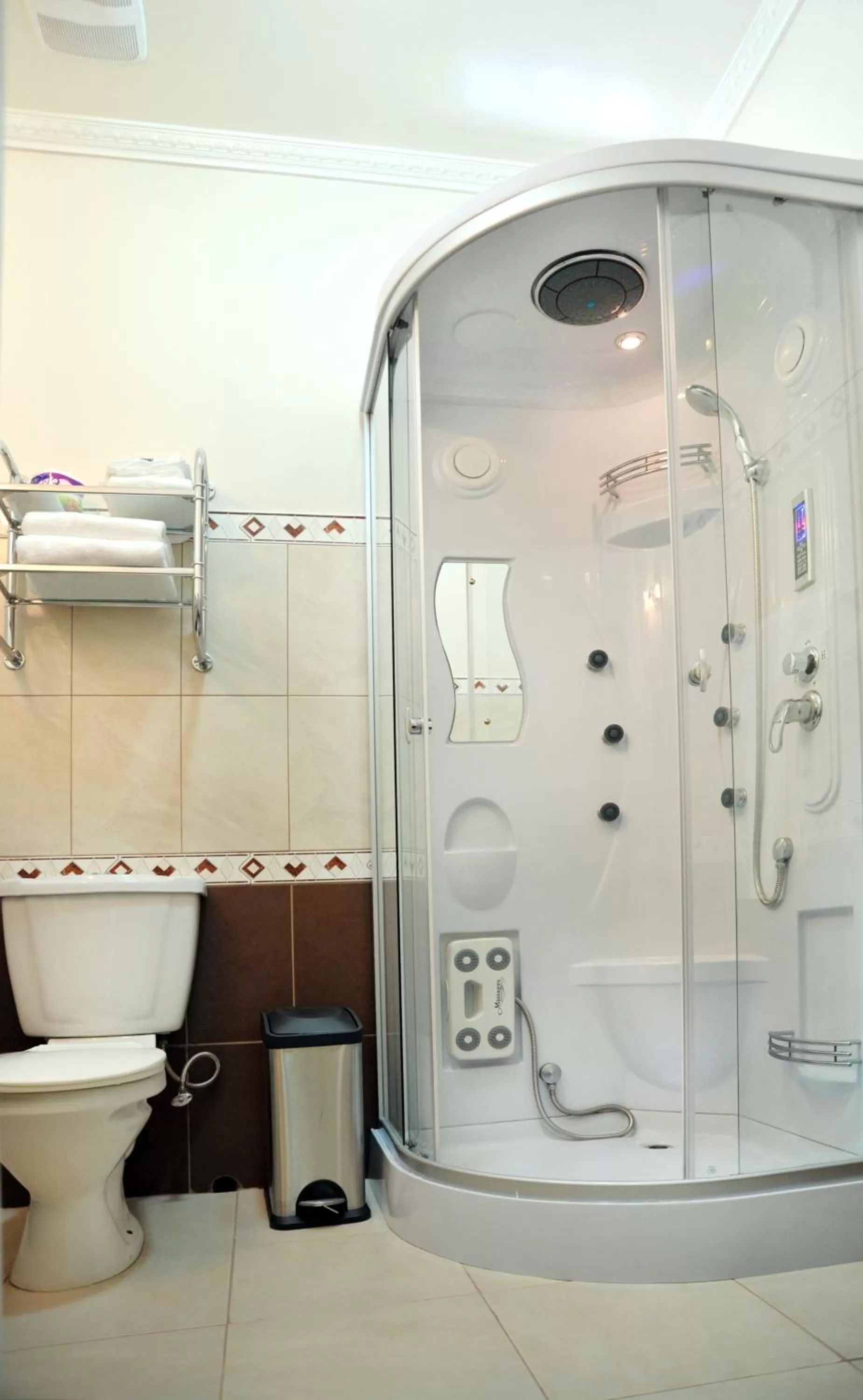 Bathroom in Culture Crossroads Inn