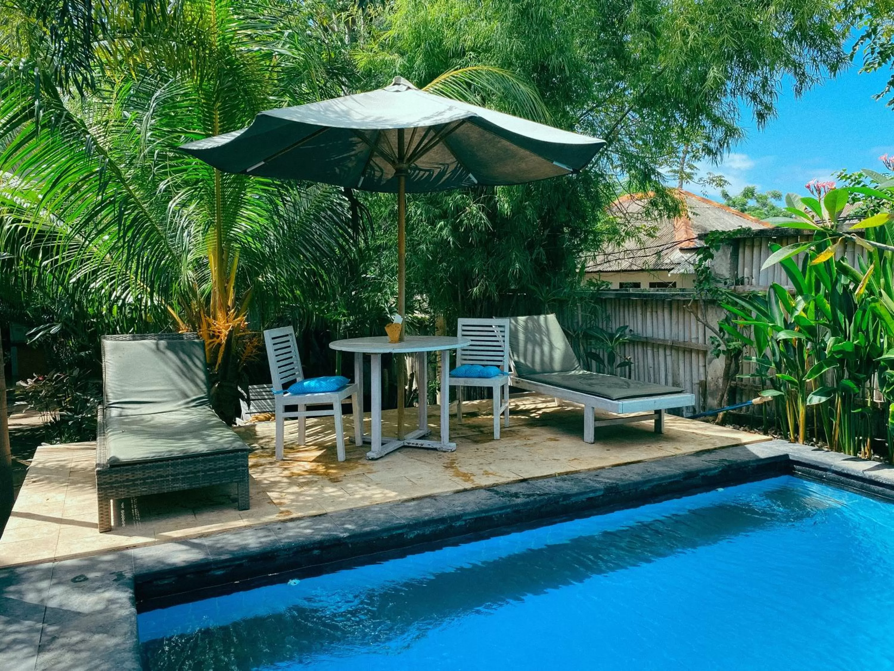 Swimming pool in Uki village bungalows